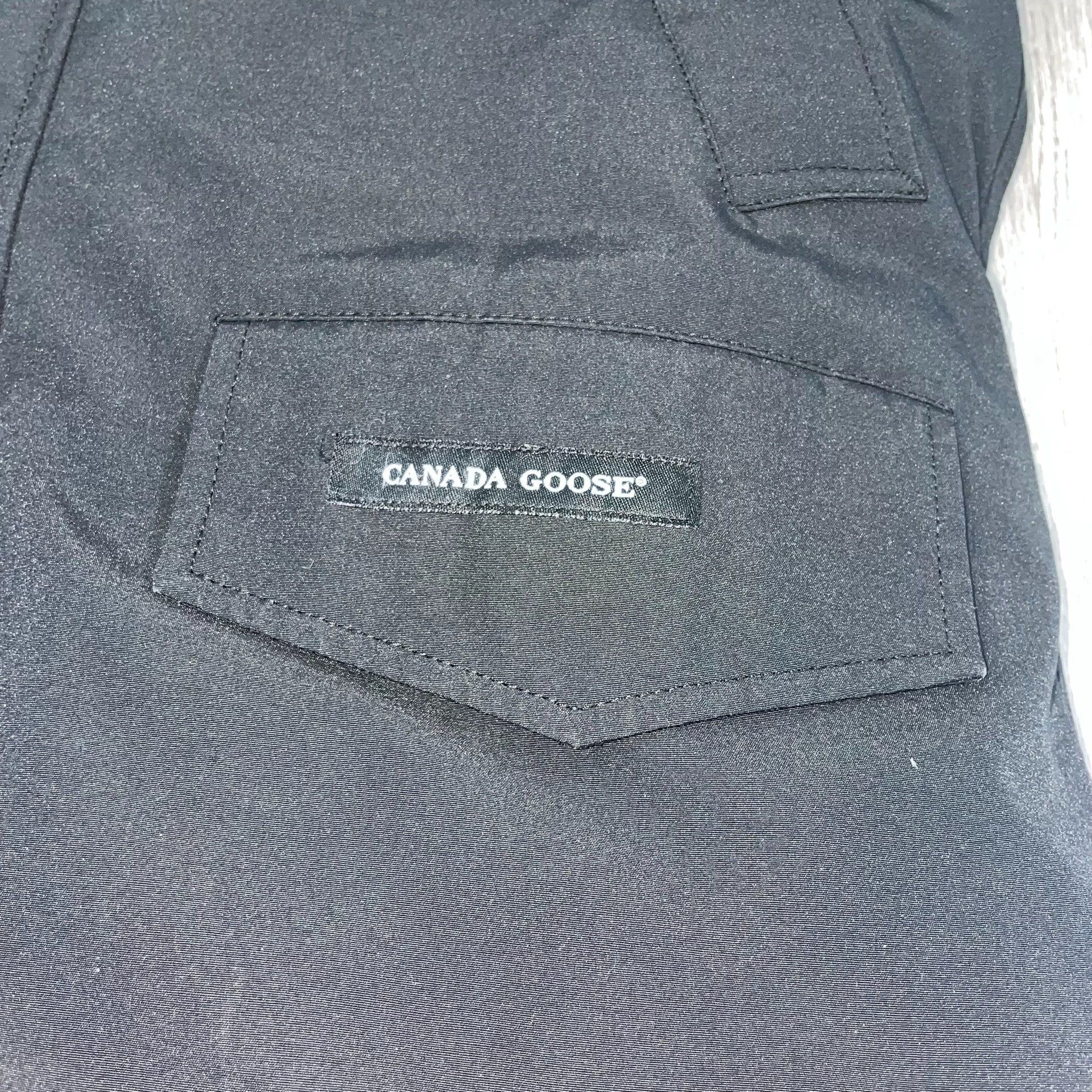 Canada Goose CANADA GOOSE Langford Men's Down Parka M VG Size US M / EU 48-50 / 2 - 2 Thumbnail