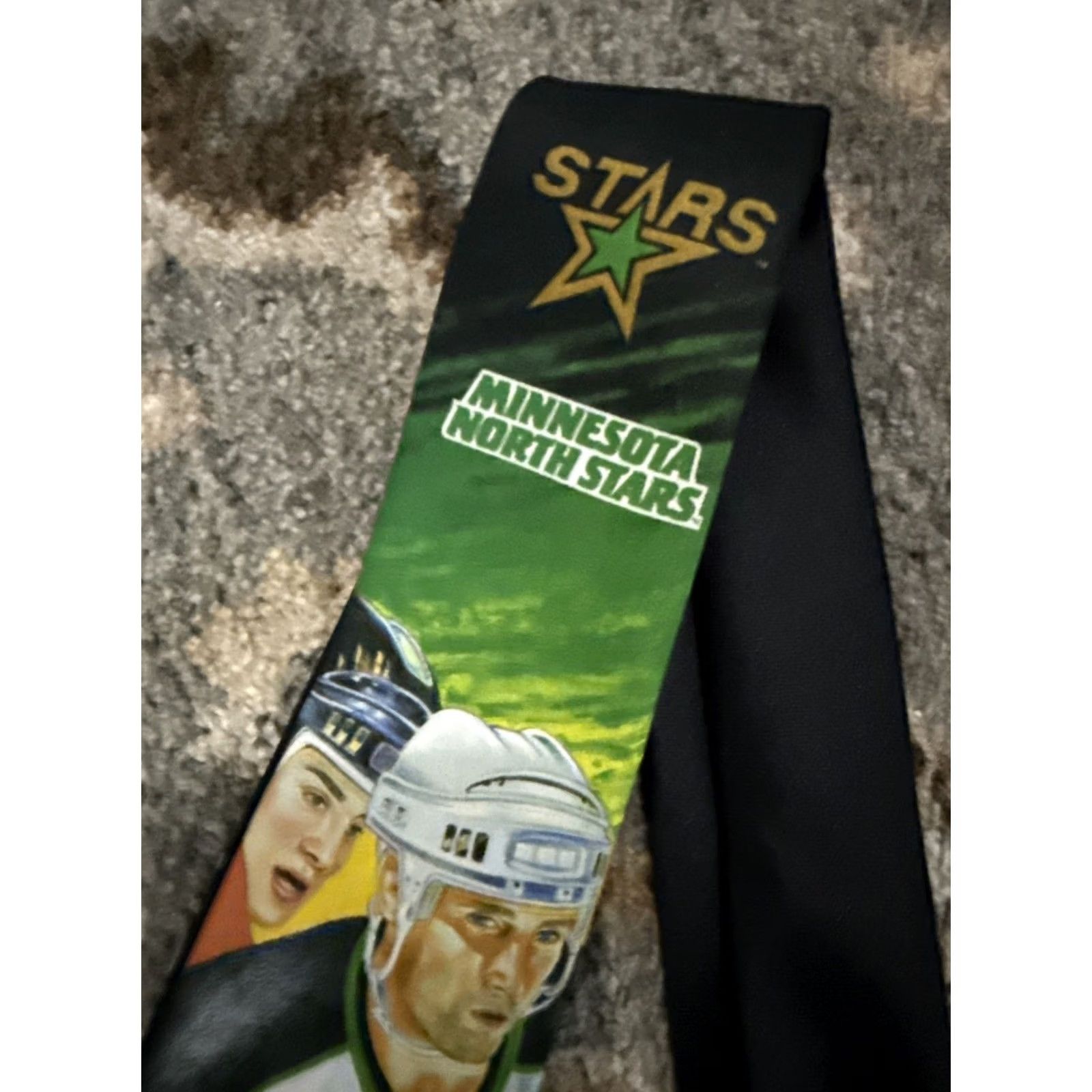 Vintage VINTAGE Ralph Marlin Minnesota North Stars Tie Hockey NHL Made in USA 55” Green Star Mens Size ONE SIZE - 2 Thumbnail