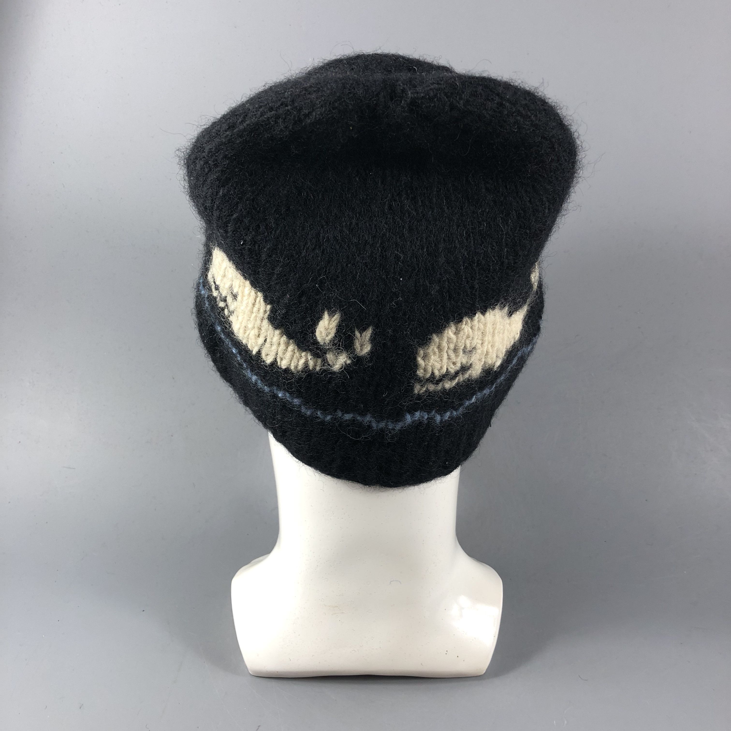 Japanese Brand Whales Design Knit Wool Beanie Snowcap Snow Hat B715 Size ONE SIZE - 3 Thumbnail
