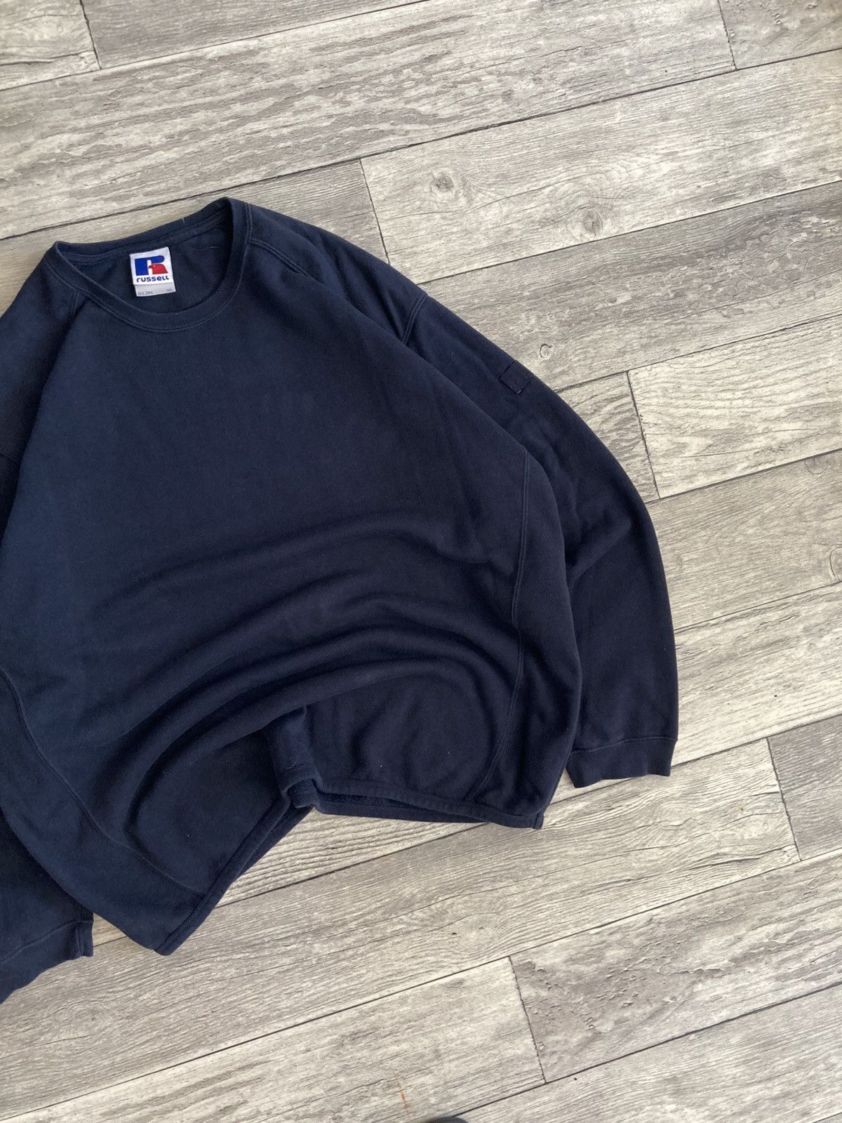 Russell Athletic Vintage Russell athletic crewneck sweatshirt XL y2k drip Size US XL / EU 56 / 4 - 5 Thumbnail