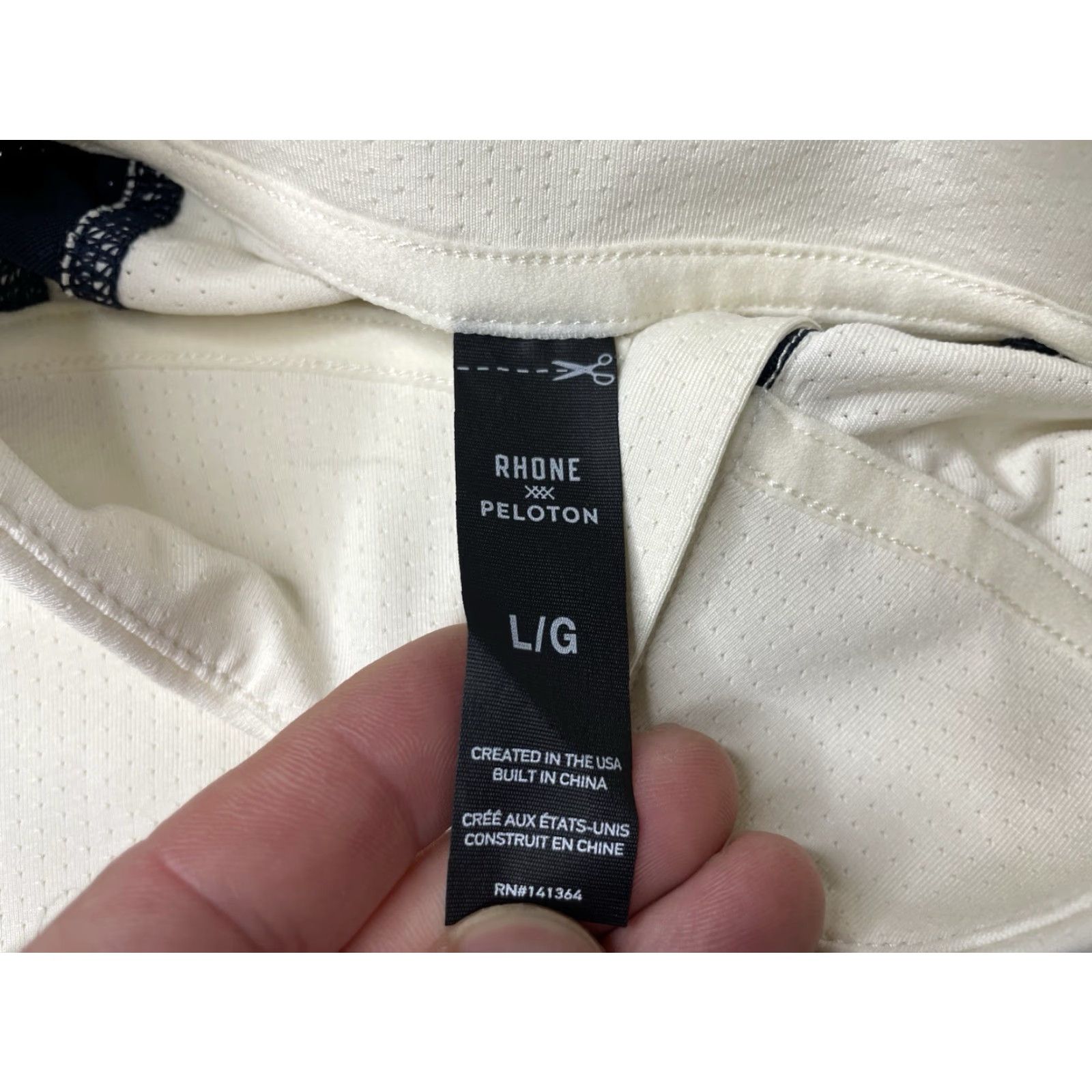 Rhone Rhone Peloton Quarter Zip Navy White Performance Shirt L Mens Raglan Sleeve Ivory/White Zip Activewear Size US L / EU 52-54 / 3 - 3 Thumbnail