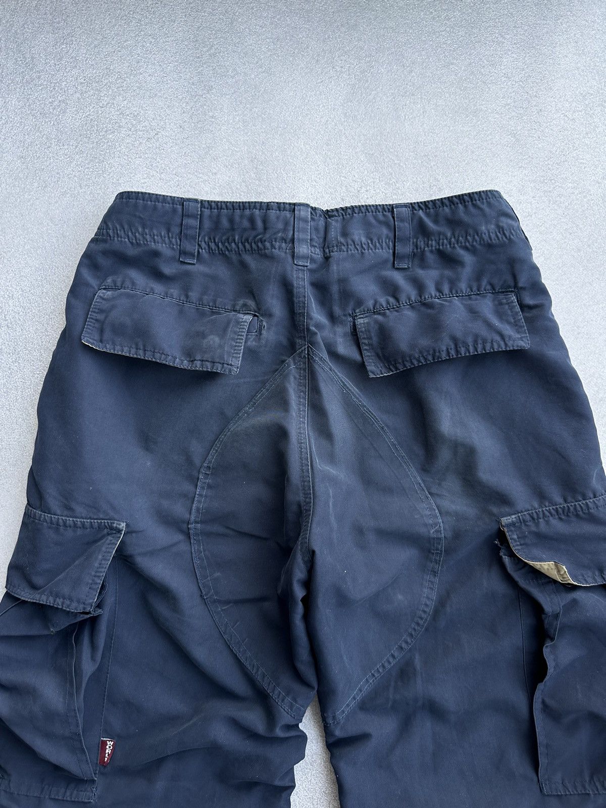 Vintage × World Industries Vintage World Industries 90sUSA Nylon Distressed Cargo Pants Size US 28 / EU 44 - 21 Thumbnail