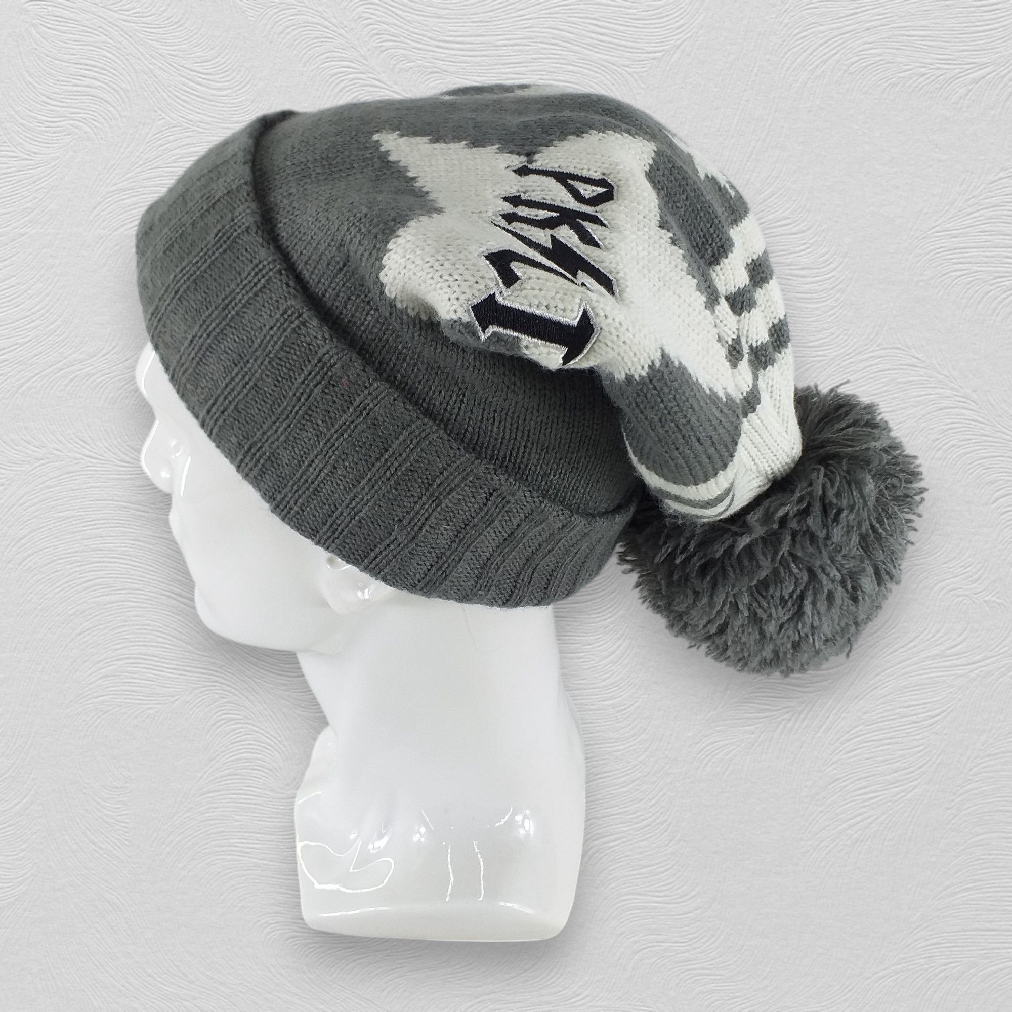 Japanese Brand Pink Latte Embroidery Snow Cap Beanie Hat -BN421 Size ONE SIZE - 1 Thumbnail