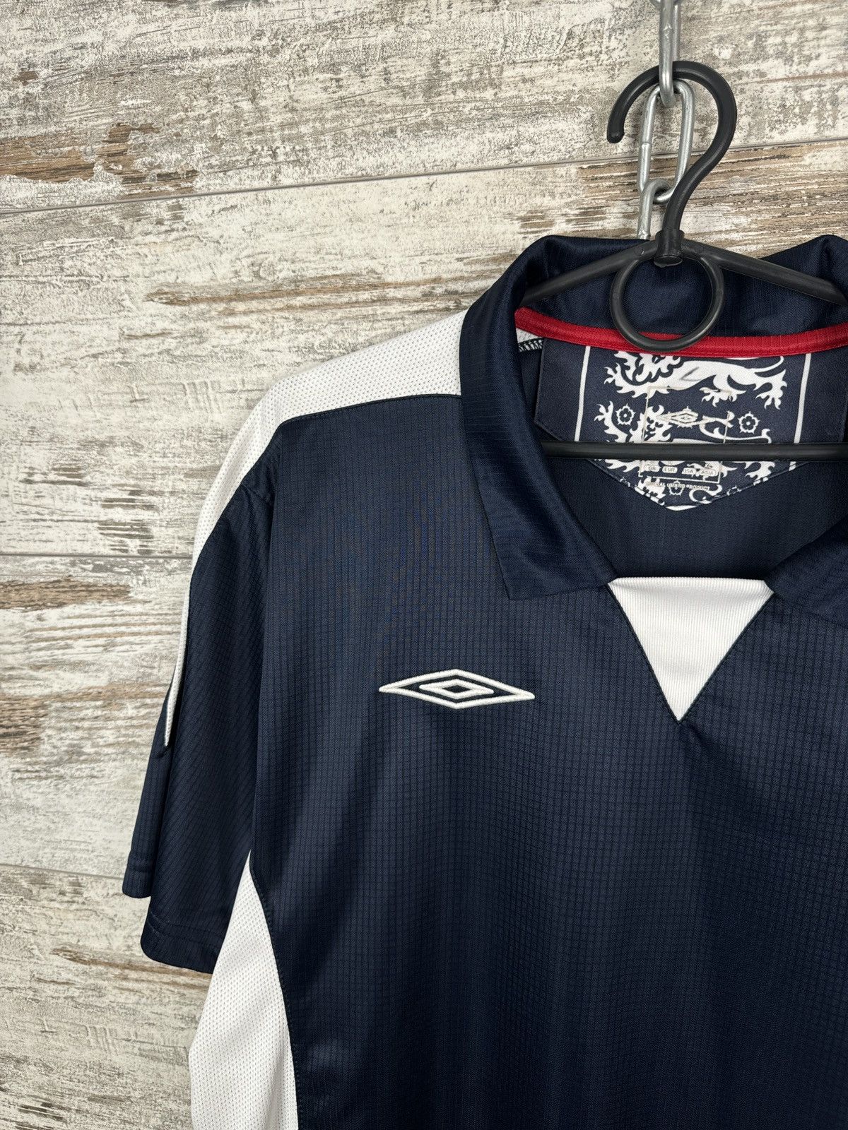 Umbro Mens Vintage Umbro England National Team T-shirt jersey Size US L / EU 52-54 / 3 - 6 Thumbnail