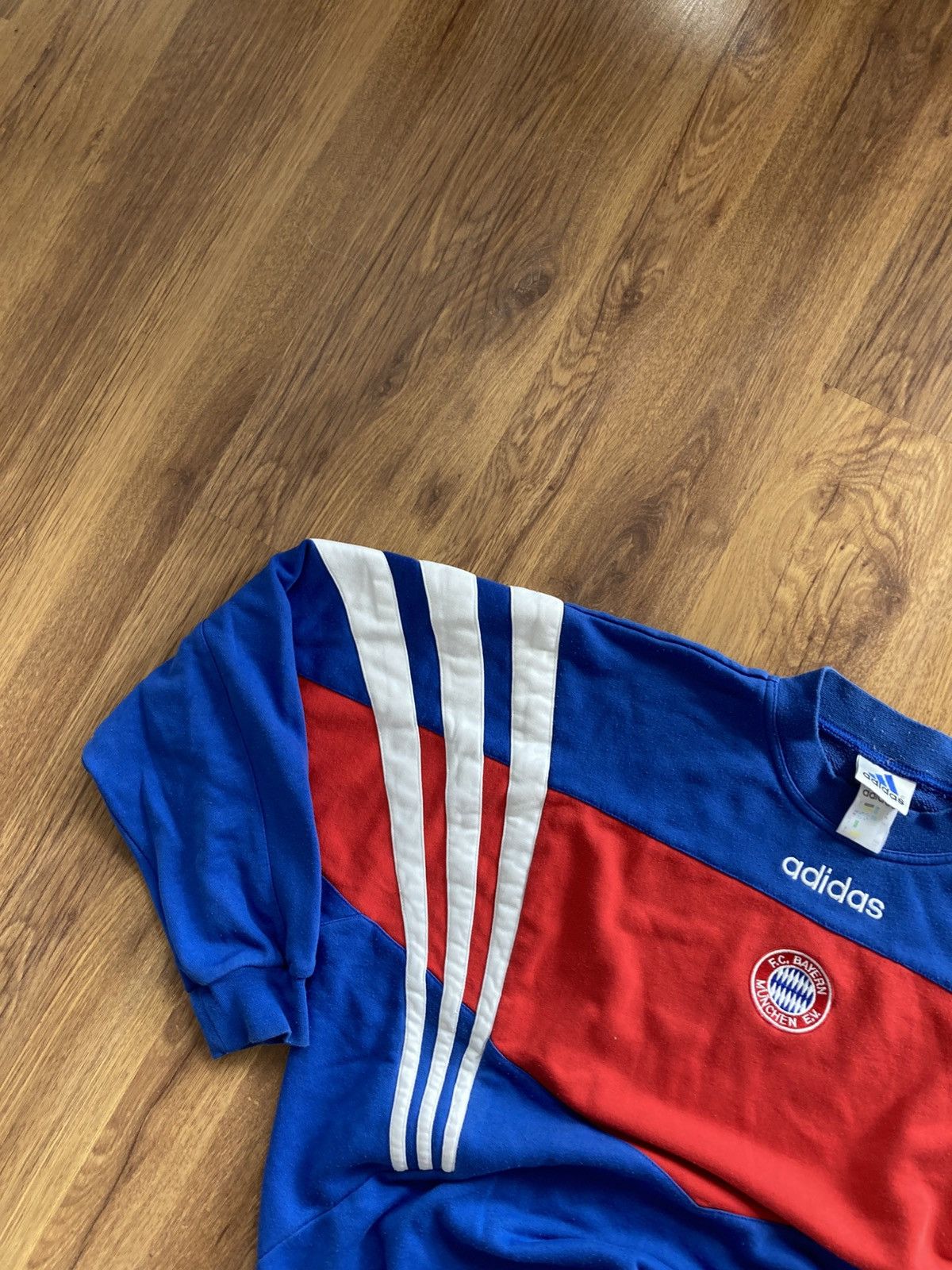 Adidas Vintage rare 90’s adidas bayern munchen sweatshirt crewneck Size US L / EU 52-54 / 3 - 6 Thumbnail