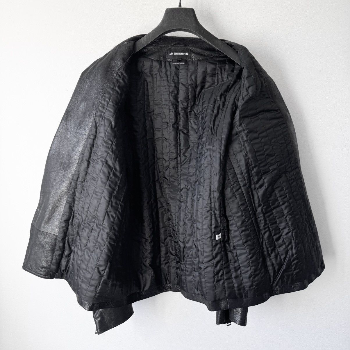 Ann Demeulemeester Ann Demeulemeester SS2003 Black Cracked Leather Biker Jacket Size US L / EU 52-54 / 3 - 11 Thumbnail