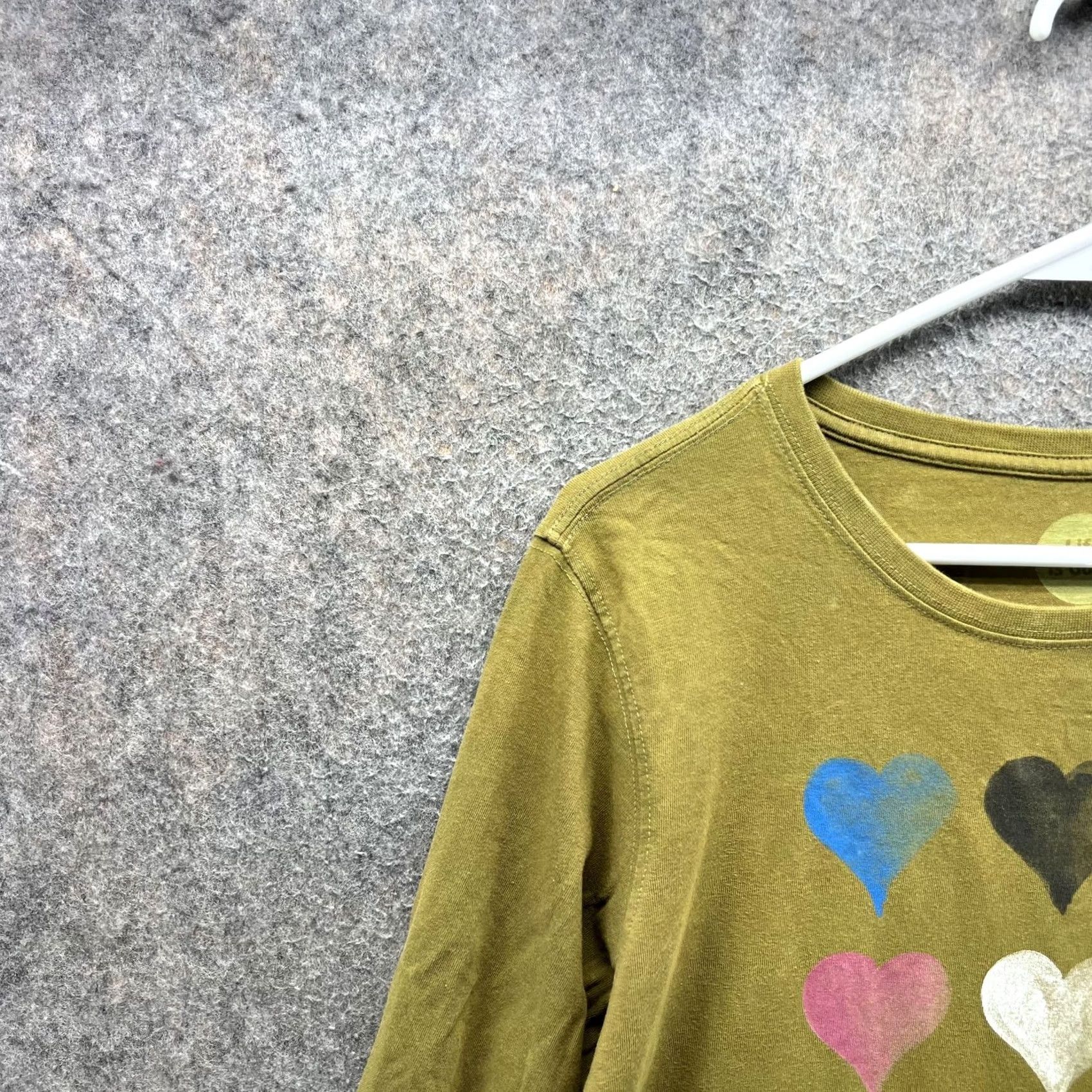 Life is Good Life is Good Shirt Womens Medium Green All We Need Heart Graphic Long Sleeve Top Size M / US 6-8 / IT 42-44 - 4 Thumbnail