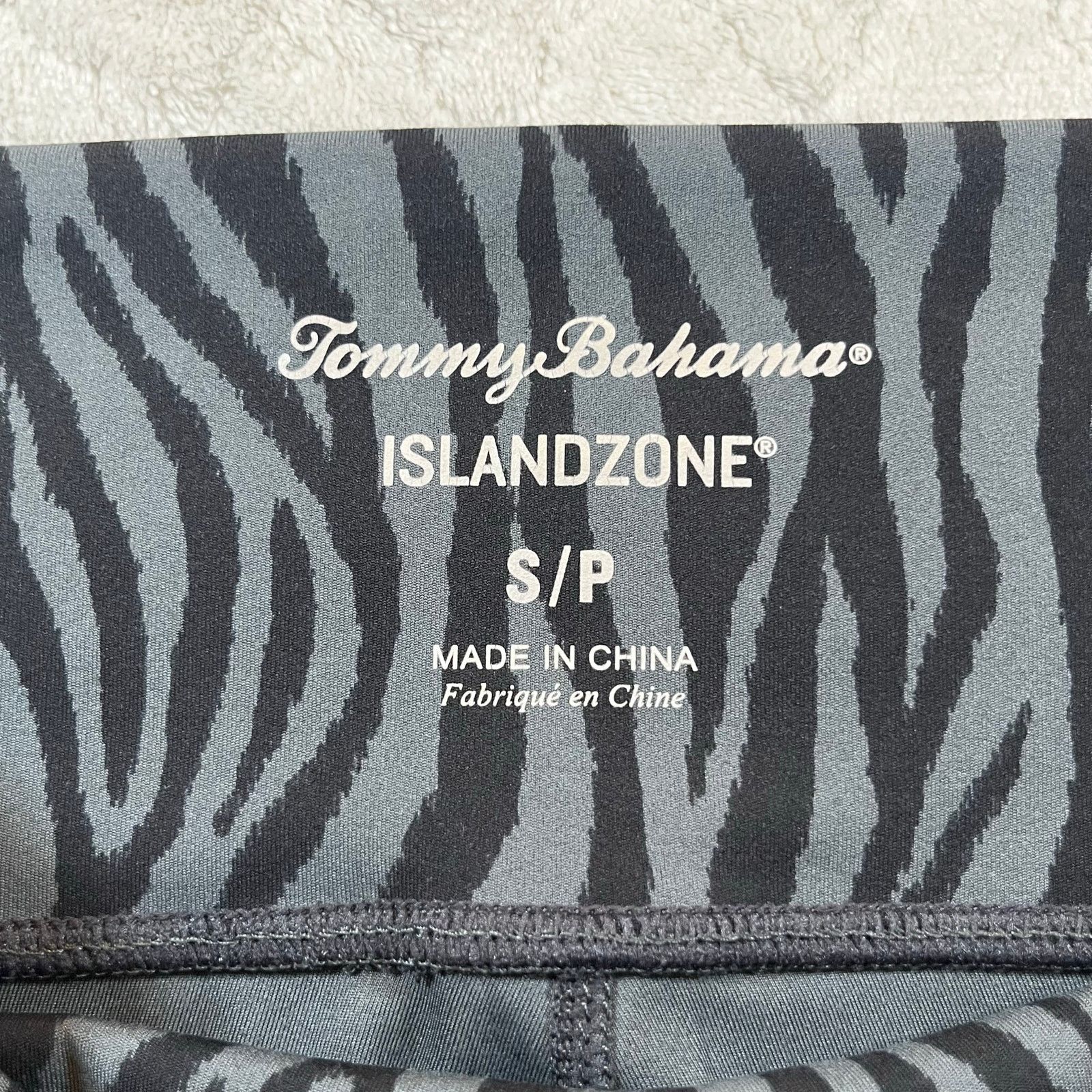 Tommy Bahama Tommy Bahama Women’s Activewear Leggings - excellent cond Size 27" / US 4 / IT 40 - 3 Thumbnail