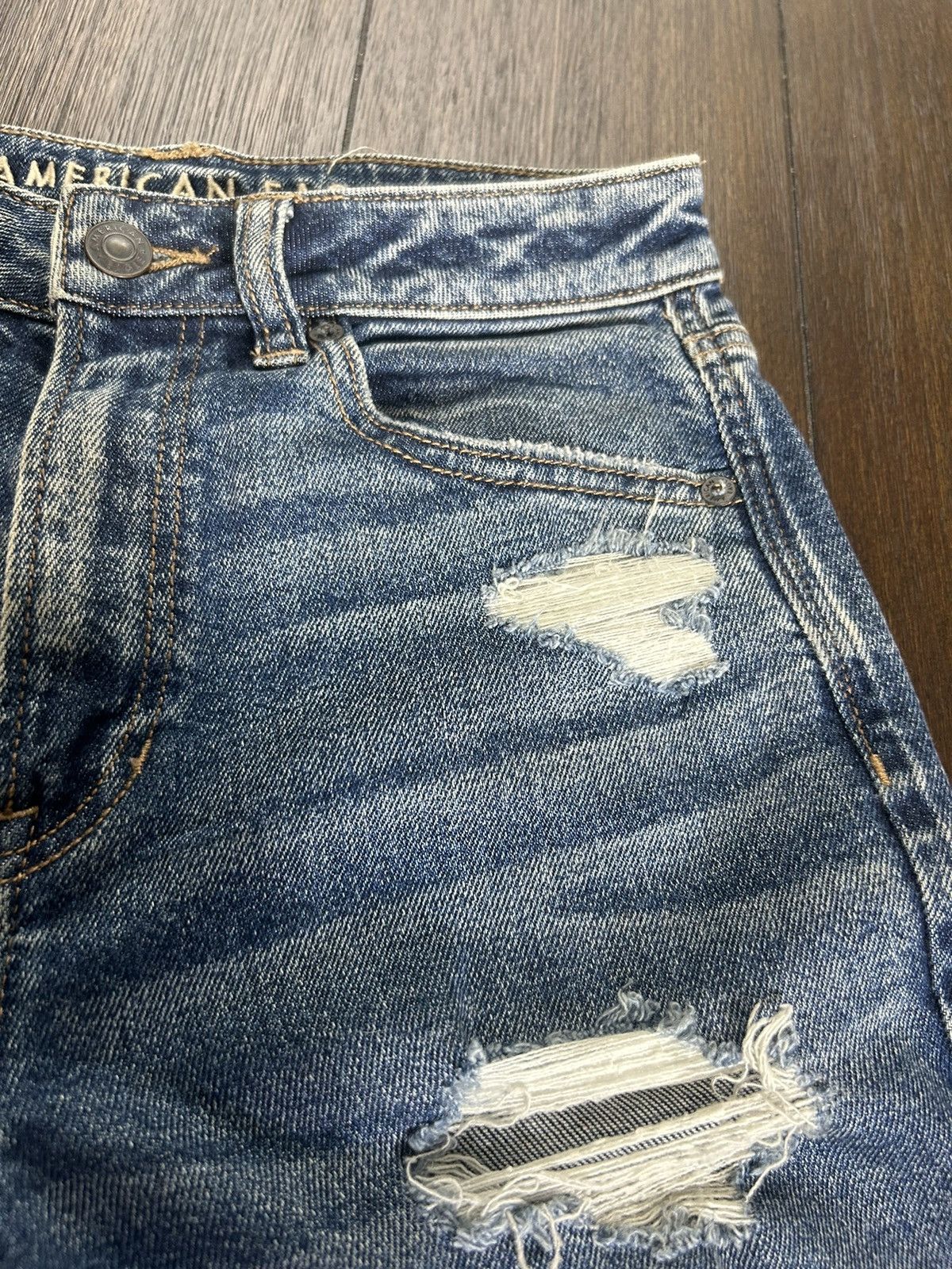 American Eagle Outfitters American Eagle distressed Mom Jeans Size 26" / US 2 / IT 38 - 5 Thumbnail