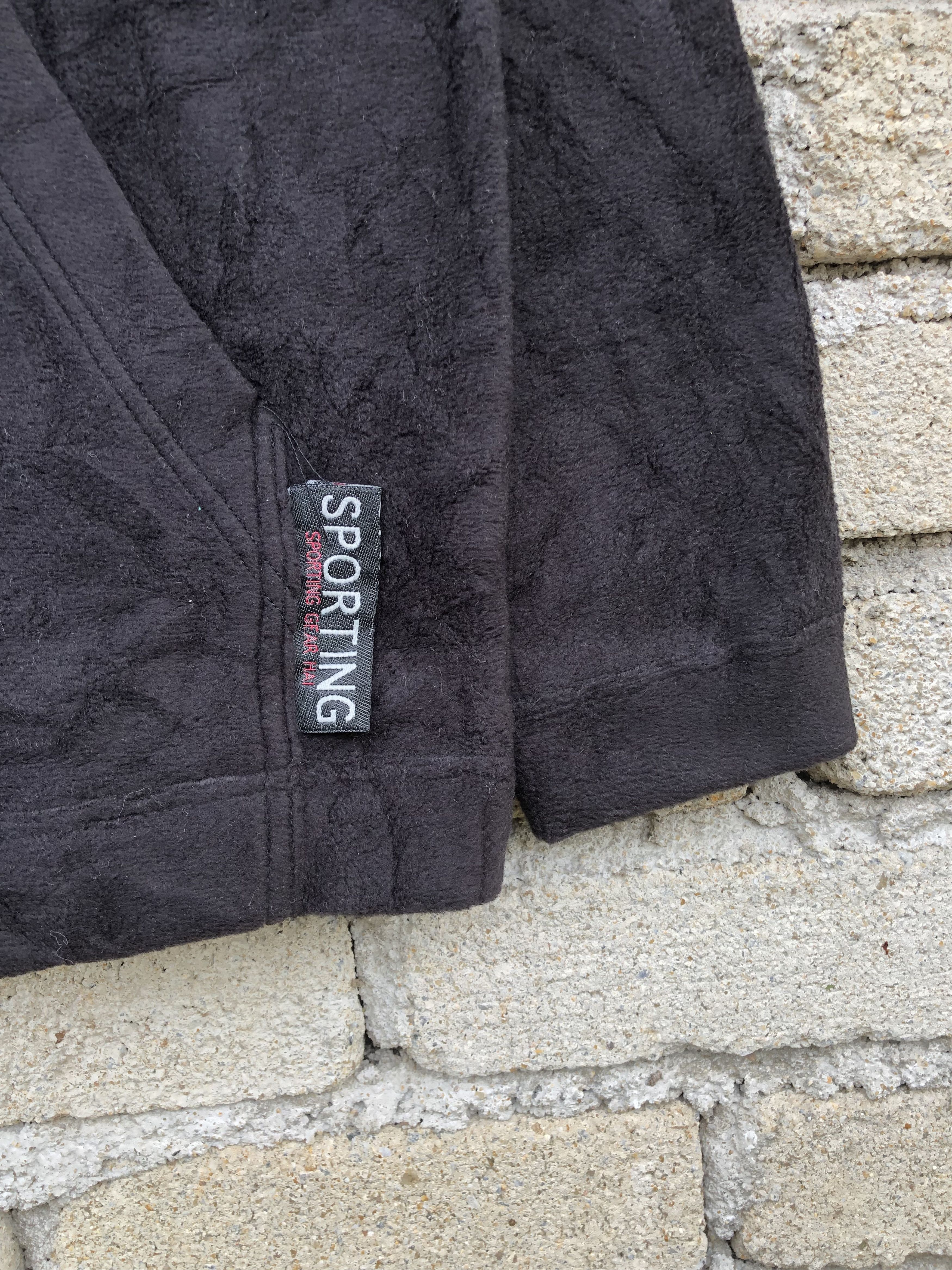 Issey Miyake Vintage Hai Sporting Gear Black Fleece Hoodie Size US L / EU 52-54 / 3 - 4 Thumbnail