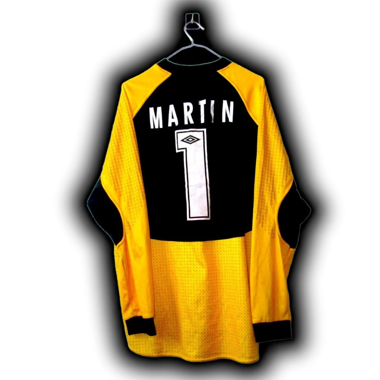 Nike Fc Valencia Spain 2001 2002 Goalkeeper Shirt Jersey Size US L / EU 52-54 / 3 - 3 Thumbnail