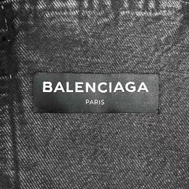 Balenciaga Balenciaga Wash black to do old damage, embroider sinner l Size US S / EU 44-46 / 1 - 6 Thumbnail