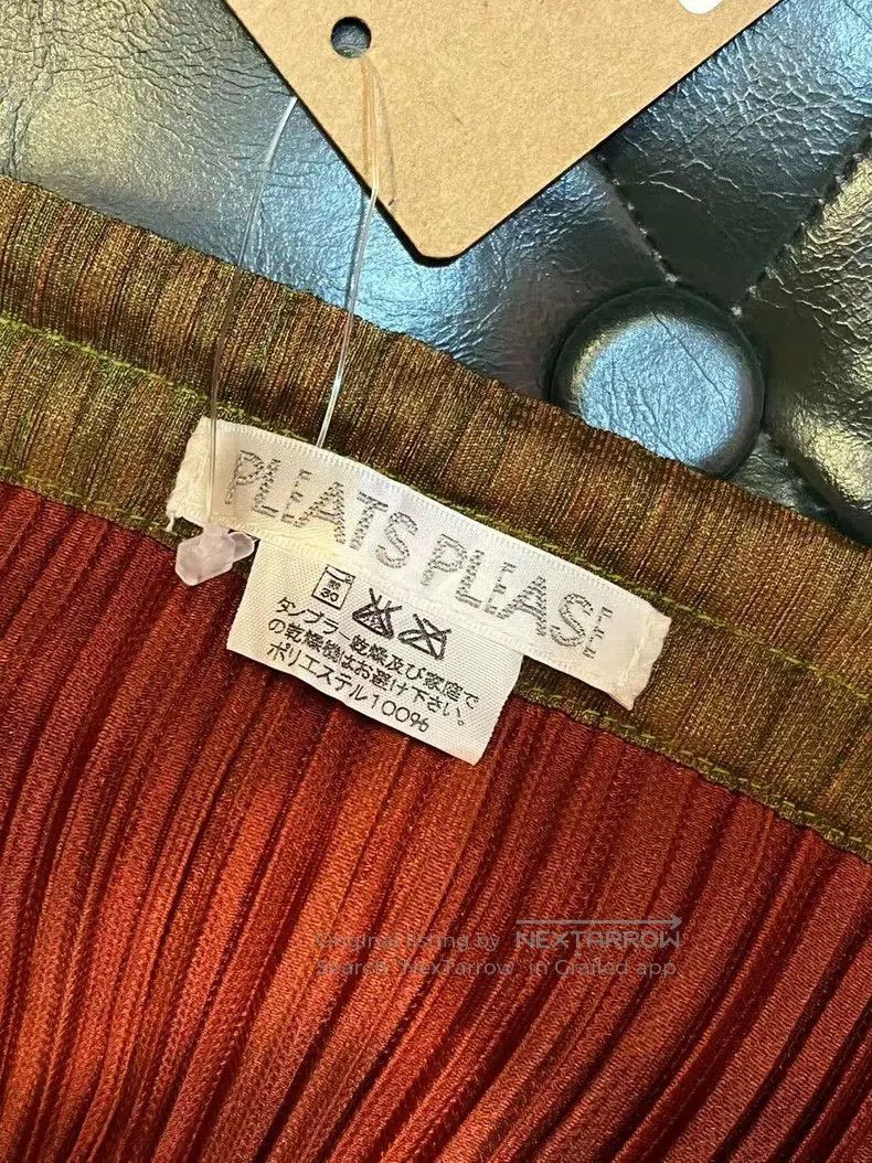 Issey Miyake Issey Miyake Pleated Skirt . Size 26" / US 2 / IT 38 - 5 Thumbnail