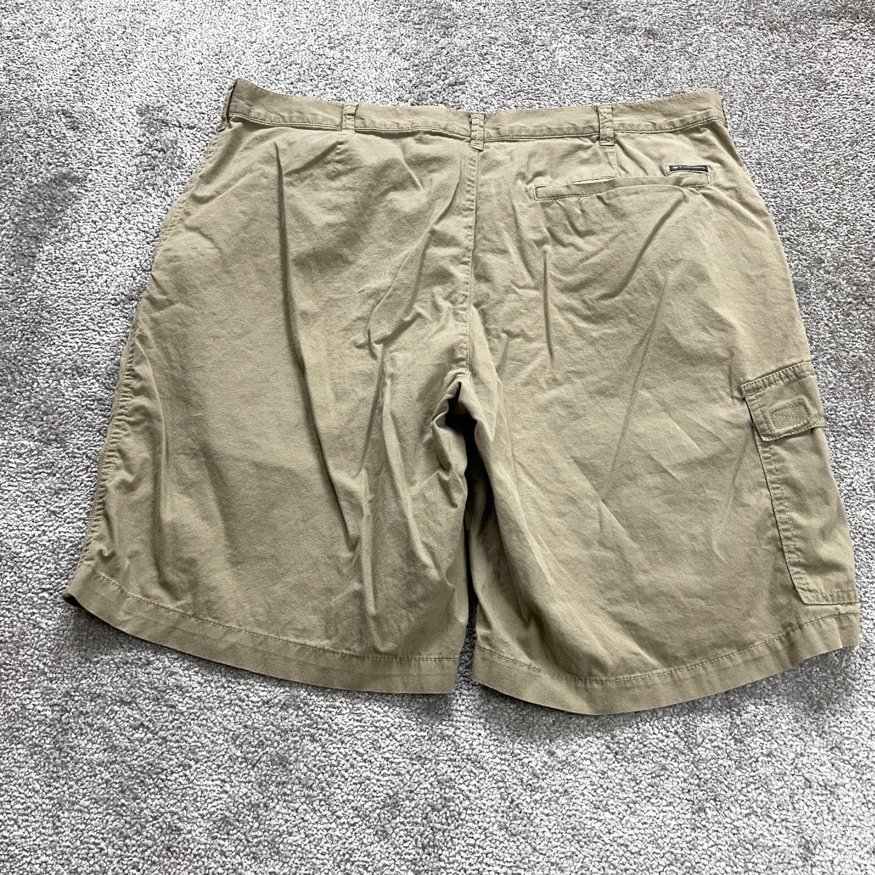 Vintage Columbia Shorts Mens Cargo Khaki Brown Flat Front Pocket Cotton Outdoor 39x10 Size US 39 - 2 Thumbnail