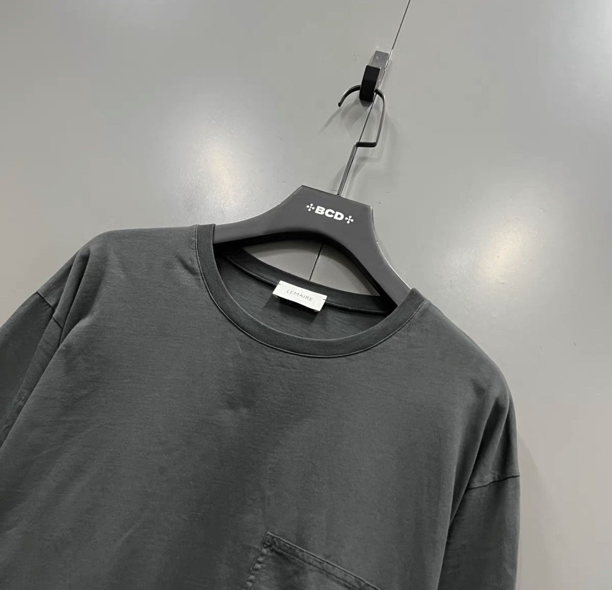 Lemaire LEMAIRE Charcoal Crew Neck T-shirt K41 Size US M / EU 48-50 / 2 - 2 Thumbnail
