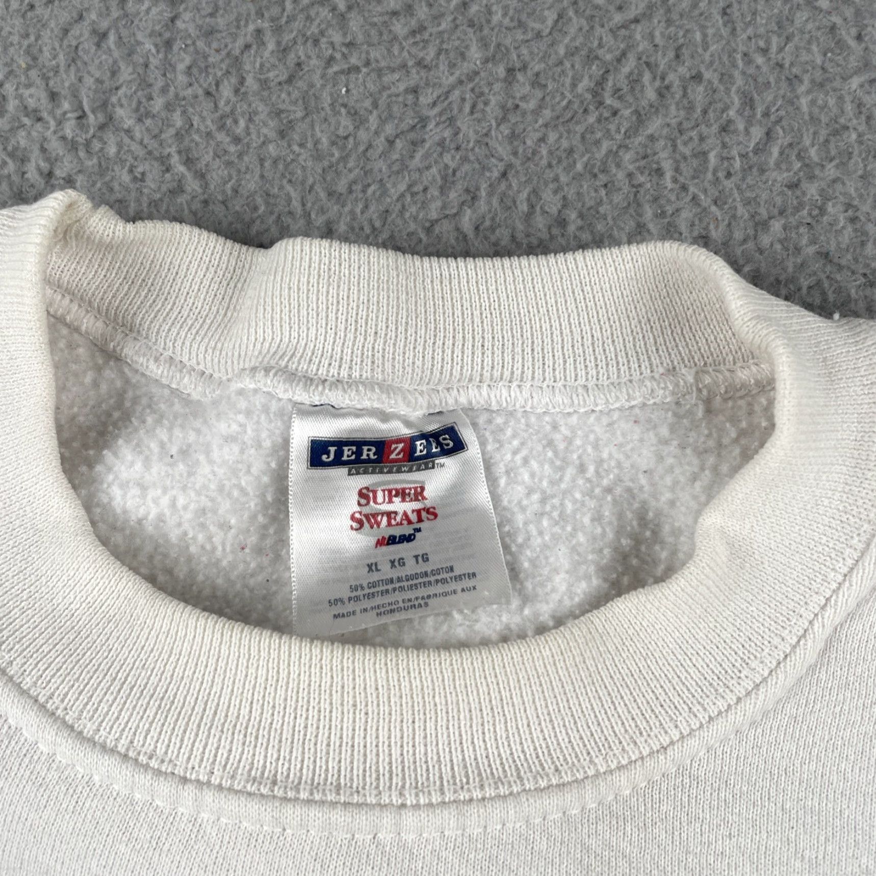 Jerzees VINTAGE Bass Fishing American Tradition Jerzees Super Sweats XL Sweater White Shirt Mens 90s USA Y2k Sports Pullover Cotton Blend Knit Sweatshirt Size US XL / EU 56 / 4 - 4 Thumbnail