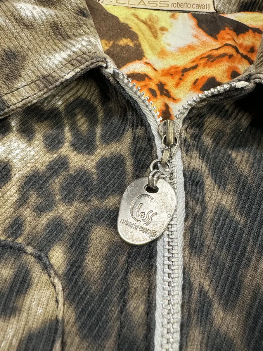 Roberto Cavalli 2000s Roberto Cavalli Leopard Print Zip Jacket Size M / US 6-8 / IT 42-44 - 12 Thumbnail