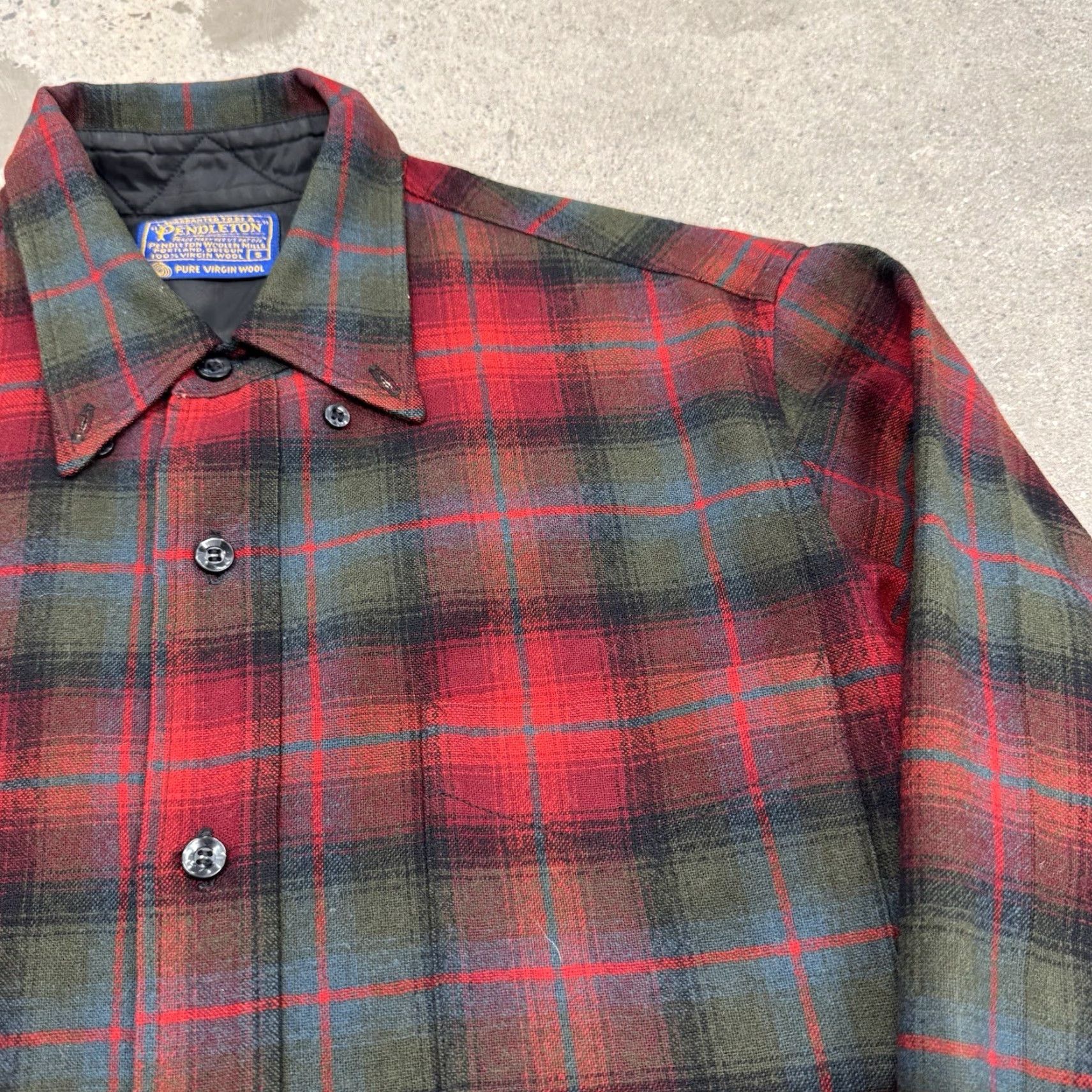 Pendleton VINTAGE Pendleton Shirt Shadow Plaid Wool Flannel Mens Small Red Long Sleeve Button-Up Size US S / EU 44-46 / 1 - 2 Thumbnail