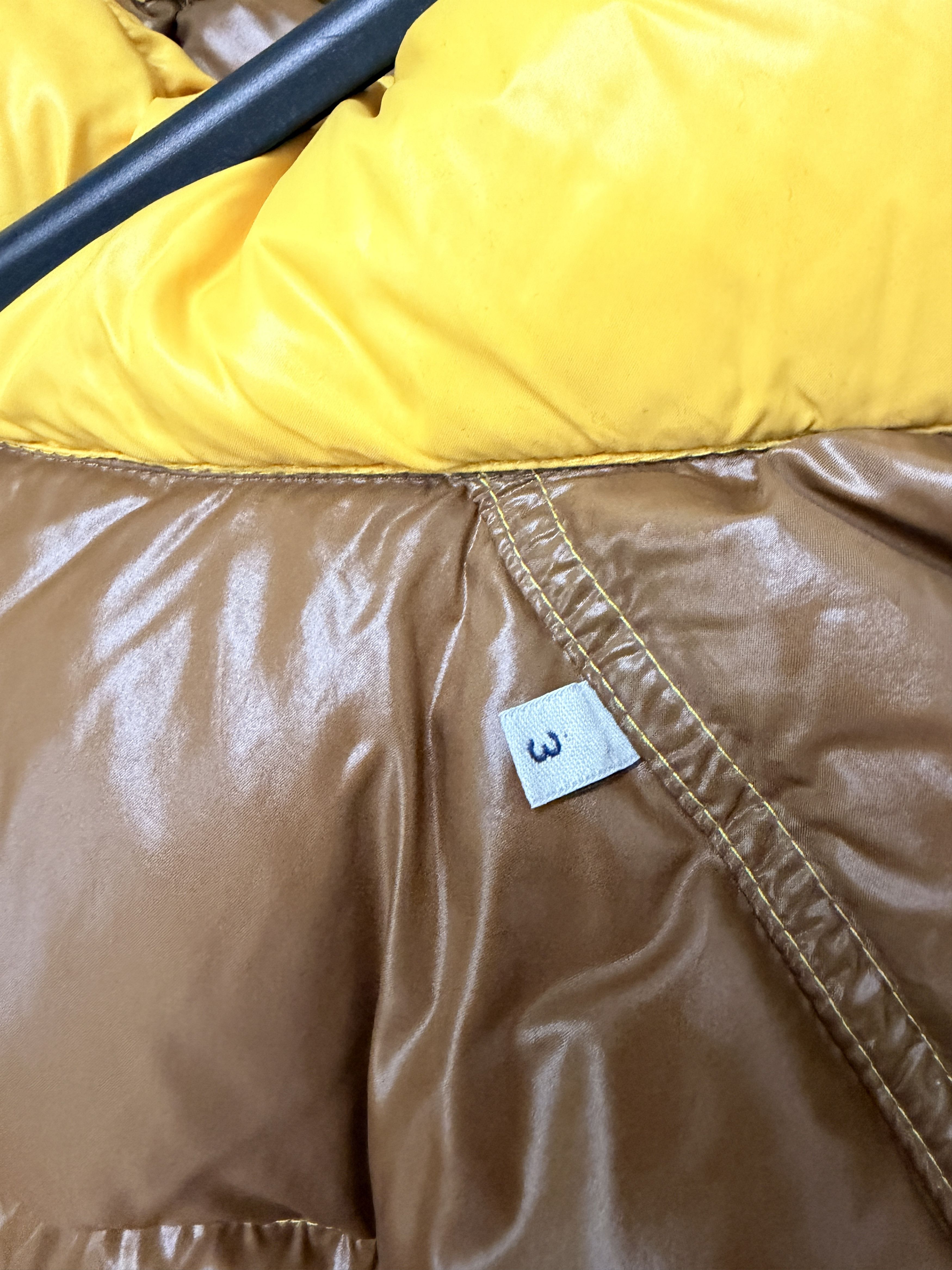 Moncler Moncler Vest (size 3) Size US L / EU 52-54 / 3 - 4 Thumbnail