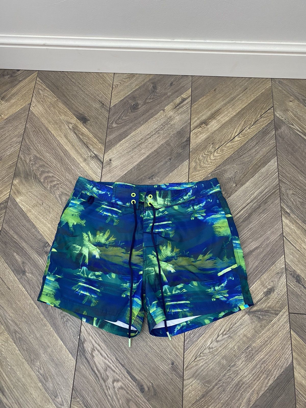 Designer × Vintage Vintage Sundek printed swim shorts Size US 29 - 1 Thumbnail
