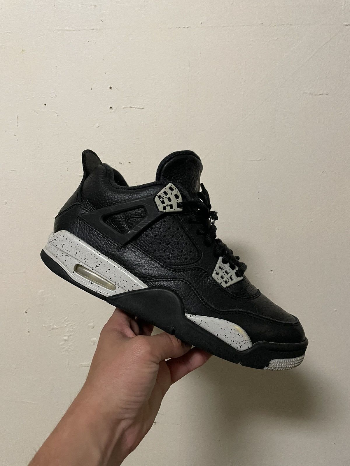 Jordan Brand Air Jordan Retro 4 “Oreo” Size US 8.5 / EU 41-42 - 1 Thumbnail