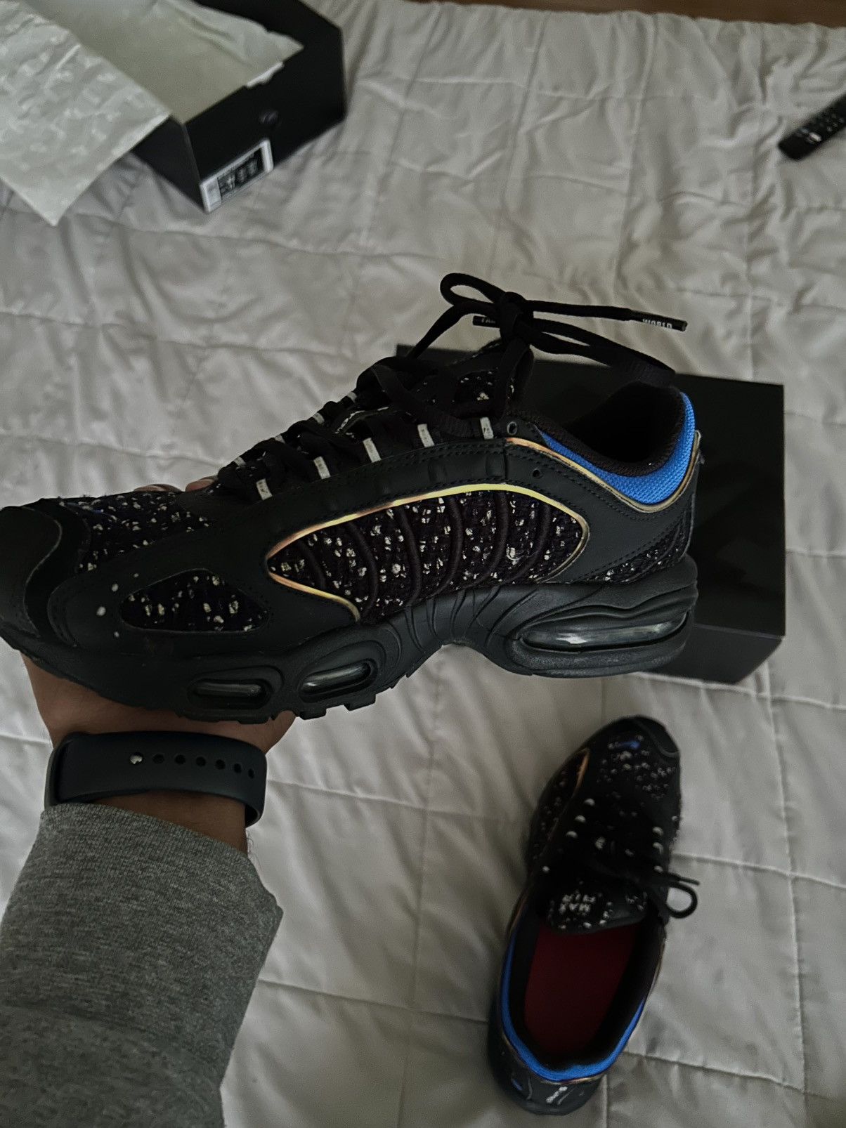 Nike × Supreme Nike x Supreme Air Max Tailwinds Size US 9.5 / EU 42-43 - 2 Thumbnail