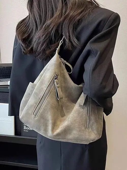 Khaki shoulder bag