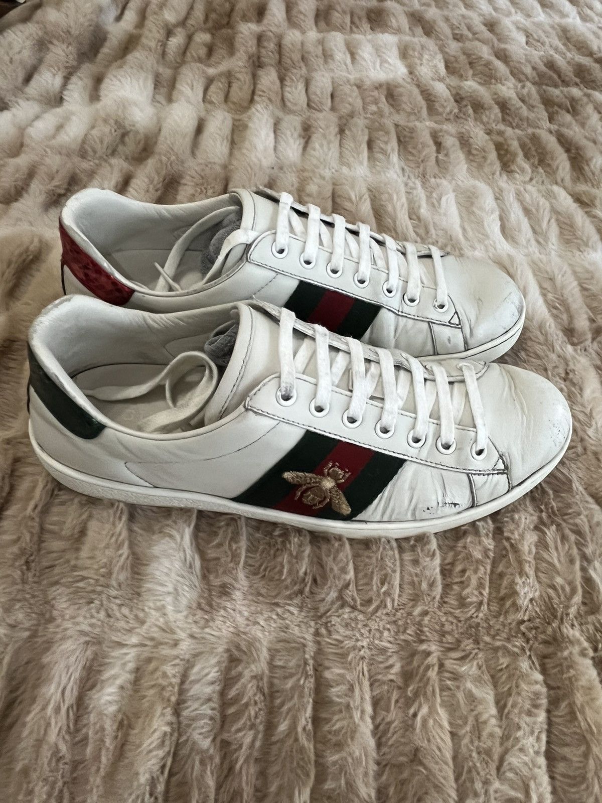 Gucci Men's Ace sneaker with bee size 7.5 US 8 Size US 9 / EU 42 - 1 Thumbnail