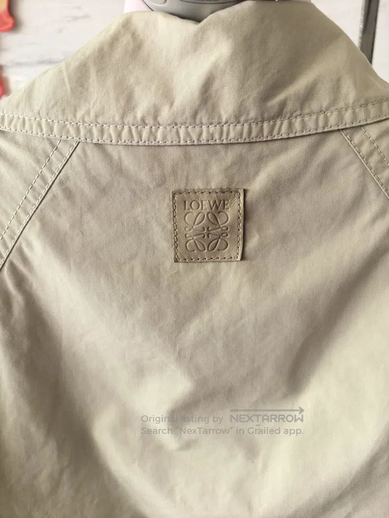 Loewe Loewe Beige mid-length trench coat, with a prominent logo Size US M / EU 48-50 / 2 - 5 Thumbnail