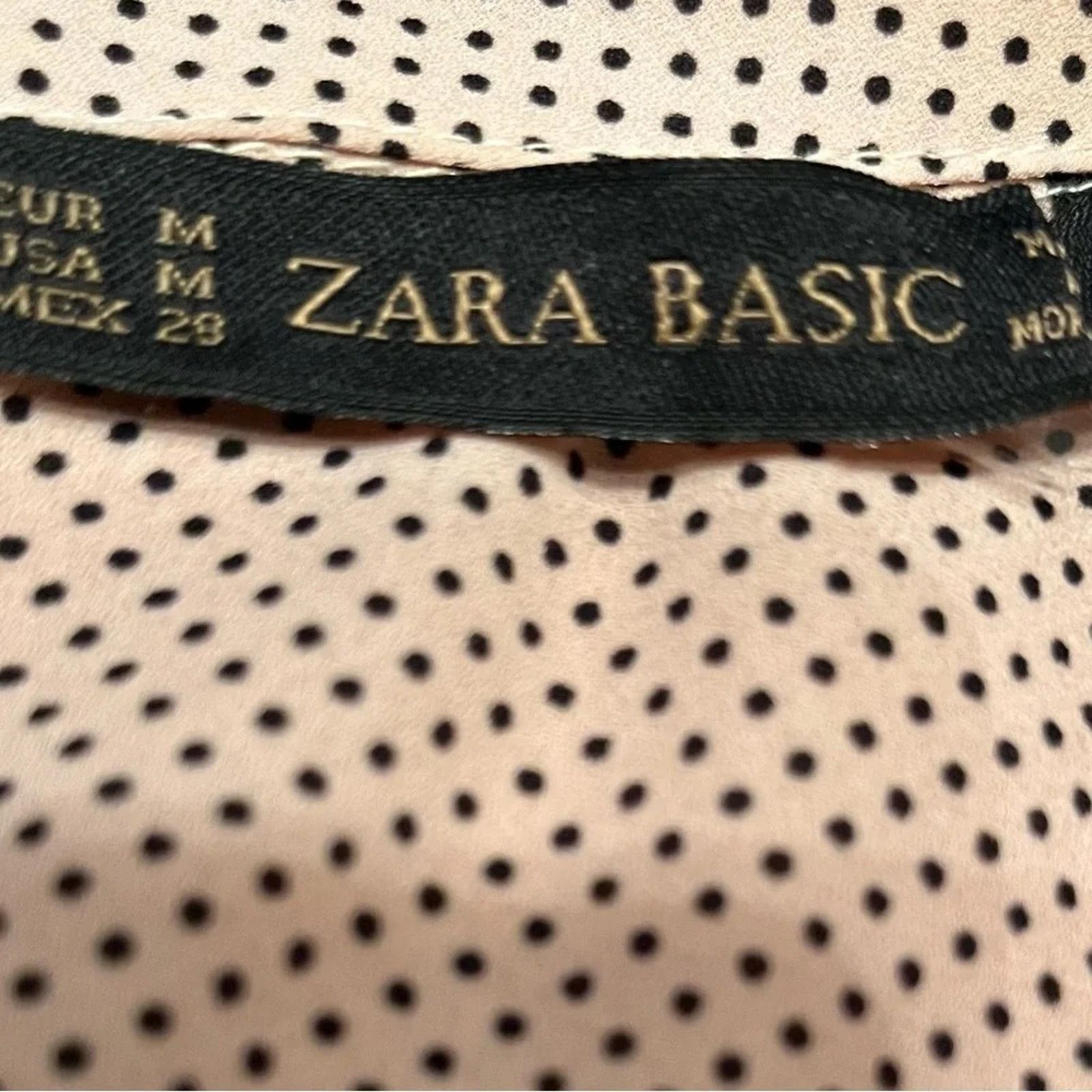Zara Zara Basics top, size Medium Size M / US 6-8 / IT 42-44 - 4 Thumbnail