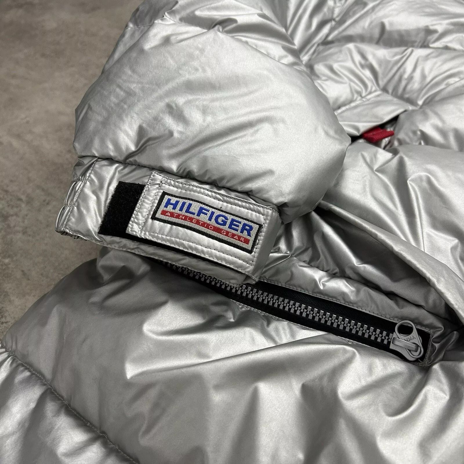 Tommy Hilfiger × Vintage RARE VTG 90s DOWN JACKET HOODIE COAT SILVER FLAG SIZE XL Size US XL / EU 56 / 4 - 5 Thumbnail