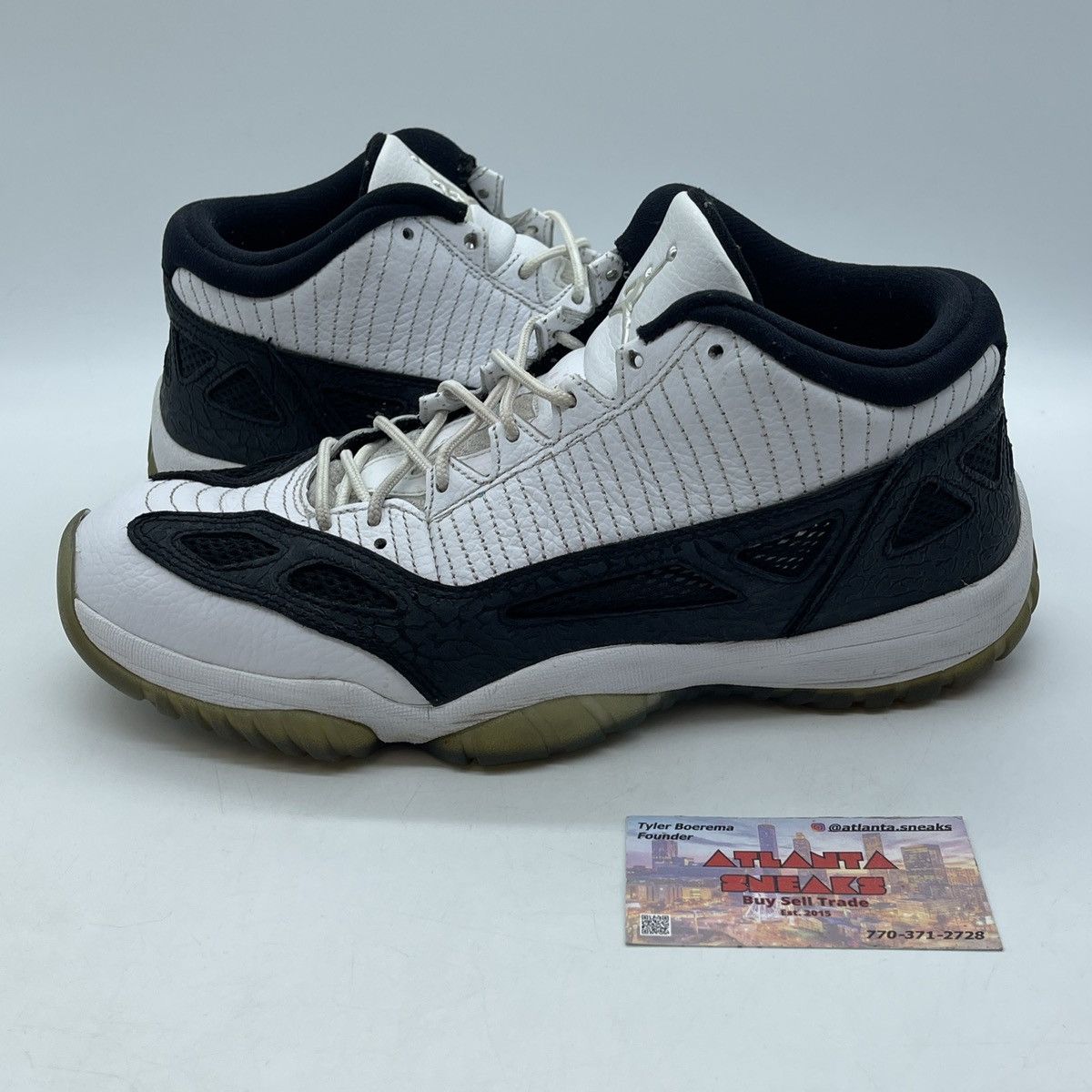 Jordan Brand Air Jordan 11 low Size US 9.5 / EU 42-43 - 1 Thumbnail