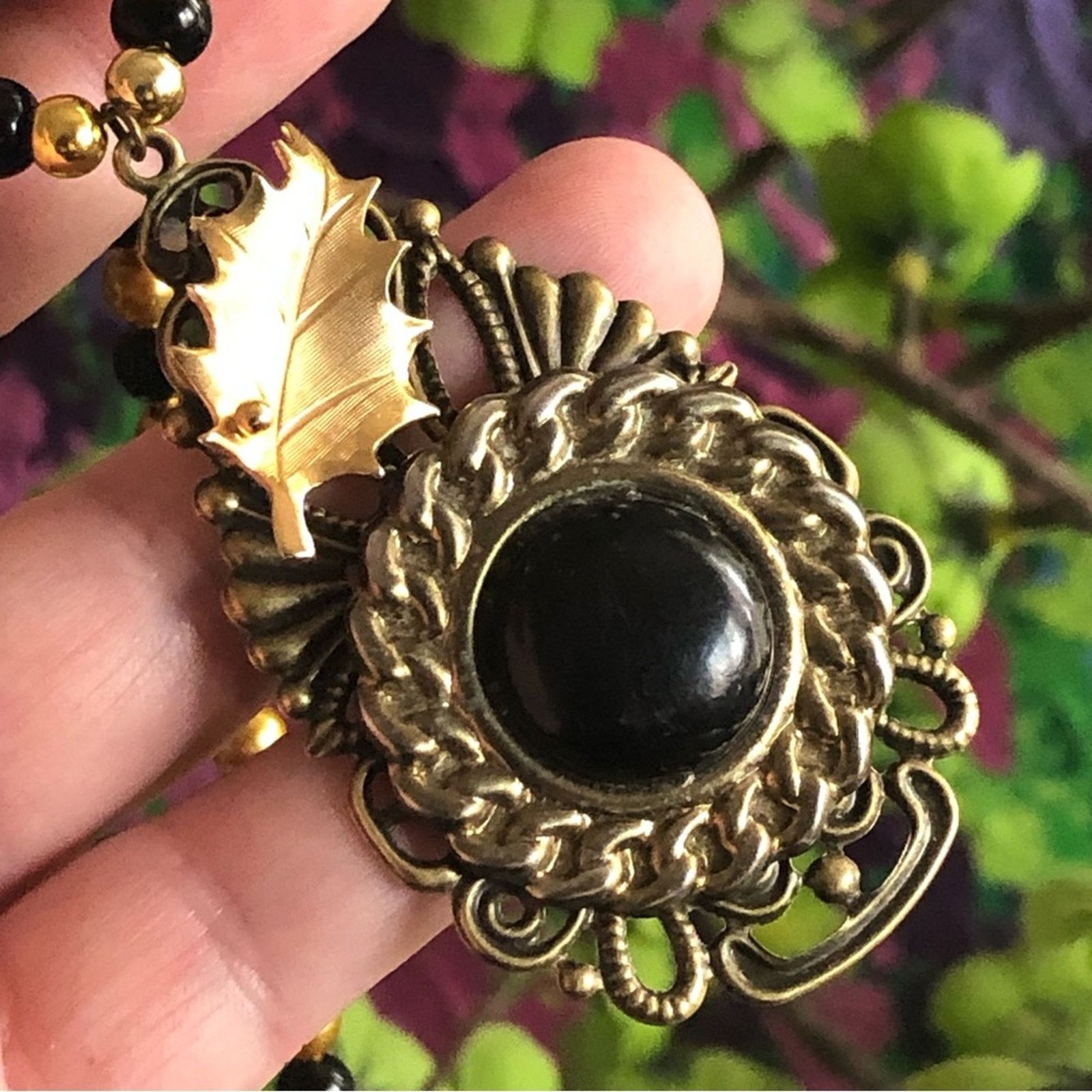 Handmade Handcrafted repurpose leaf medallion filigree Pearl necklace Size ONE SIZE - 8 Thumbnail