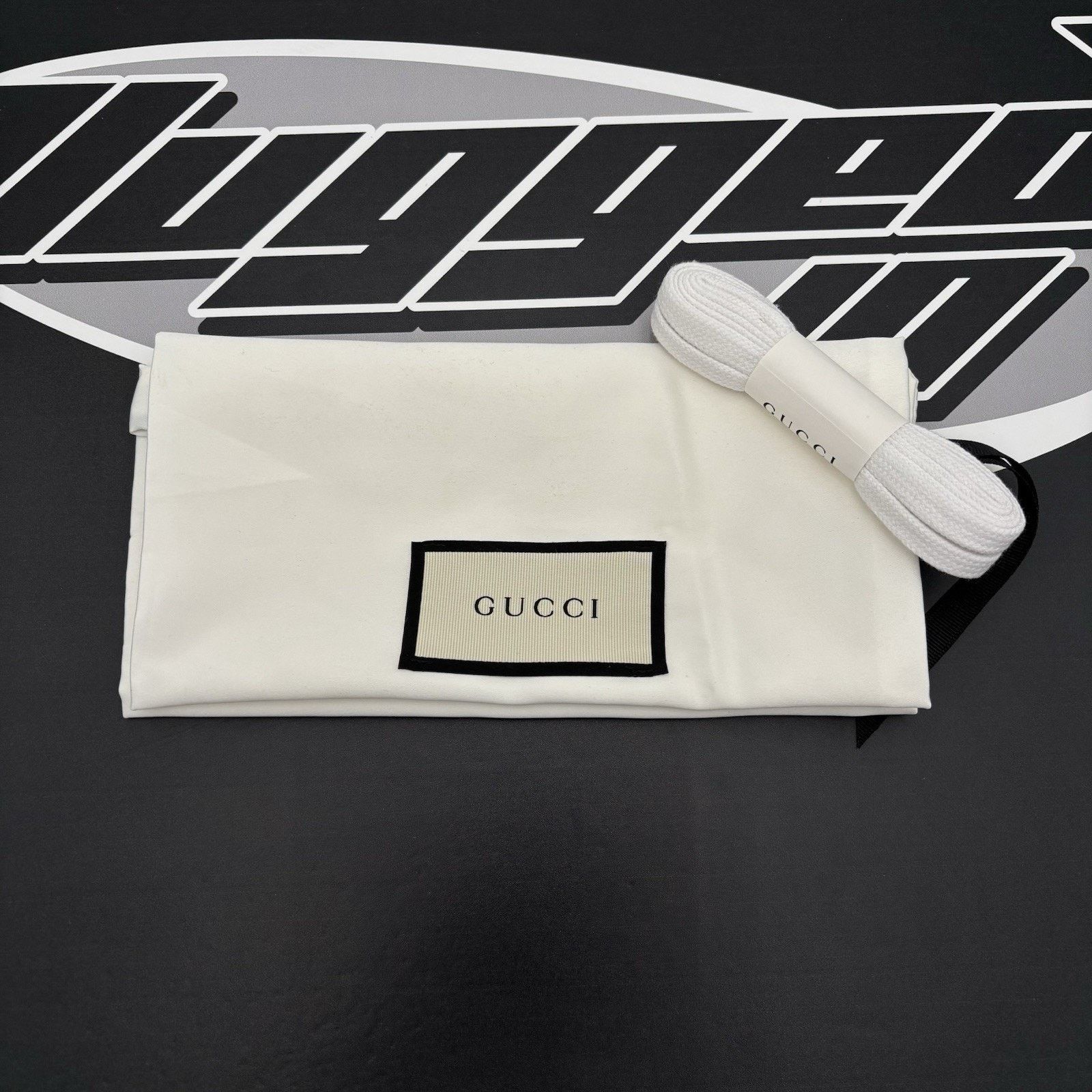 Gucci Ace Gucci Stripe ‘ White, Red ‘ | GREAT CONDITION!