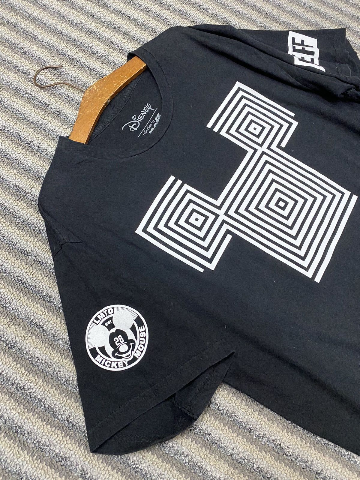 Cartoon Network × Disney × NEFF Disney Mickey Mouse x Neff Size US L / EU 52-54 / 3 - 3 Thumbnail