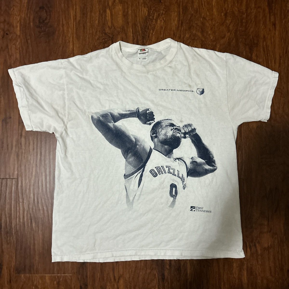 NBA × Vintage Vintage 1990s NBA Grizzlies Allen Iverson white t-shirt Size US XL / EU 56 / 4 - 1 Thumbnail