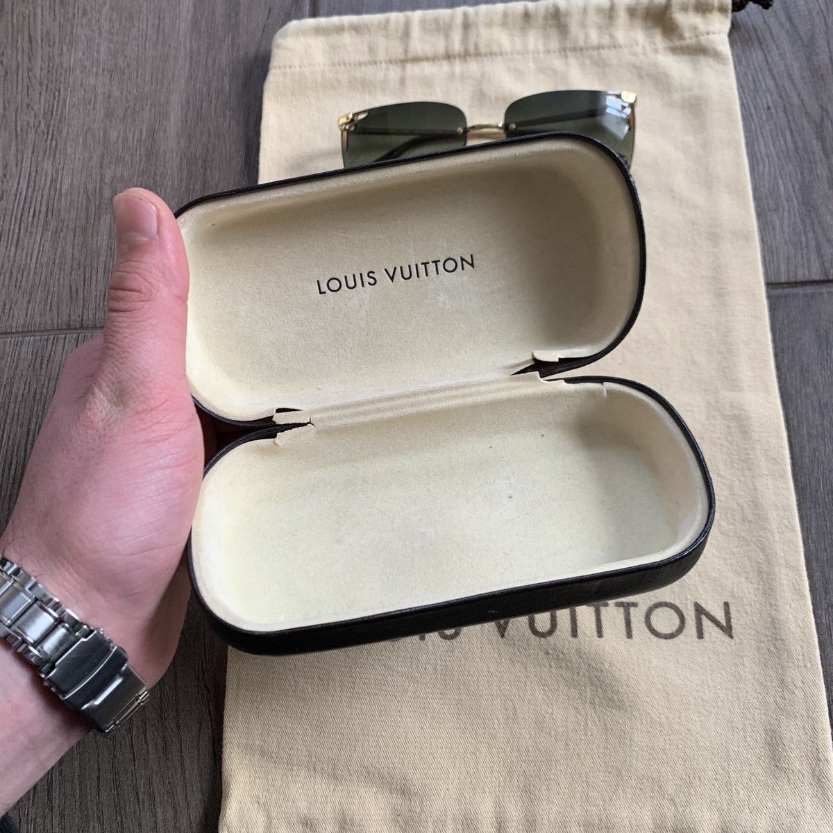 Louis Vuitton Louis Vuitton LV Monogram Gradient Z0589U Womens Sunglasses Size ONE SIZE - 7 Thumbnail