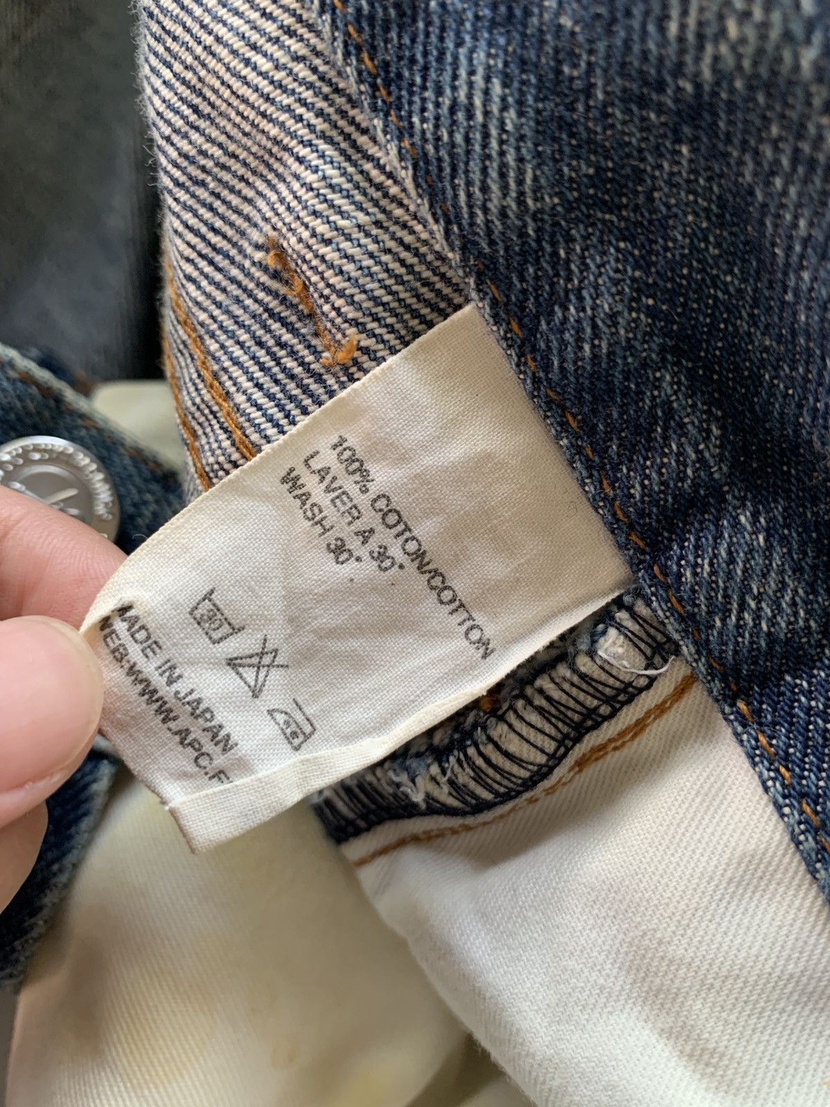 A.P.C. A.P.C SELVEDGE FADED & RUSTY JAPANESE DISTRESSED DENIM Size US 30 / EU 46 - 16 Thumbnail