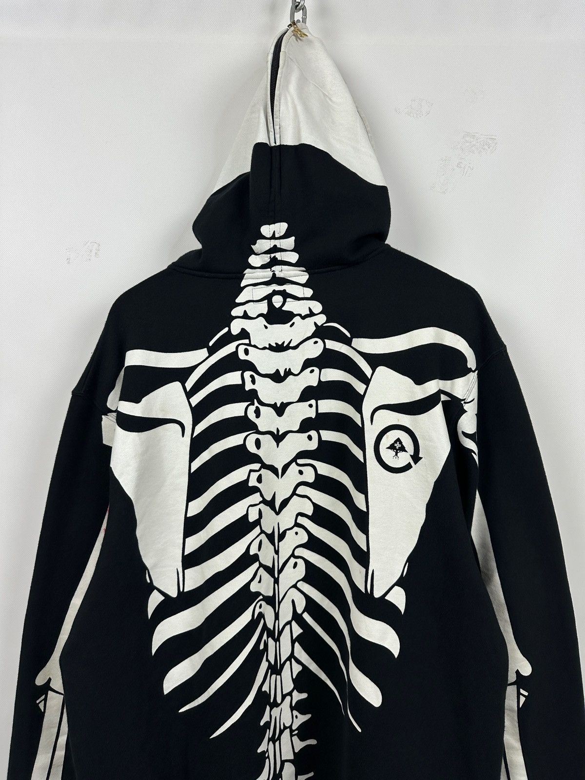 LRG 2006 Vintage LRG Dead Serious Skeleton Hoodie Size US XL / EU 56 / 4 - 13 Thumbnail