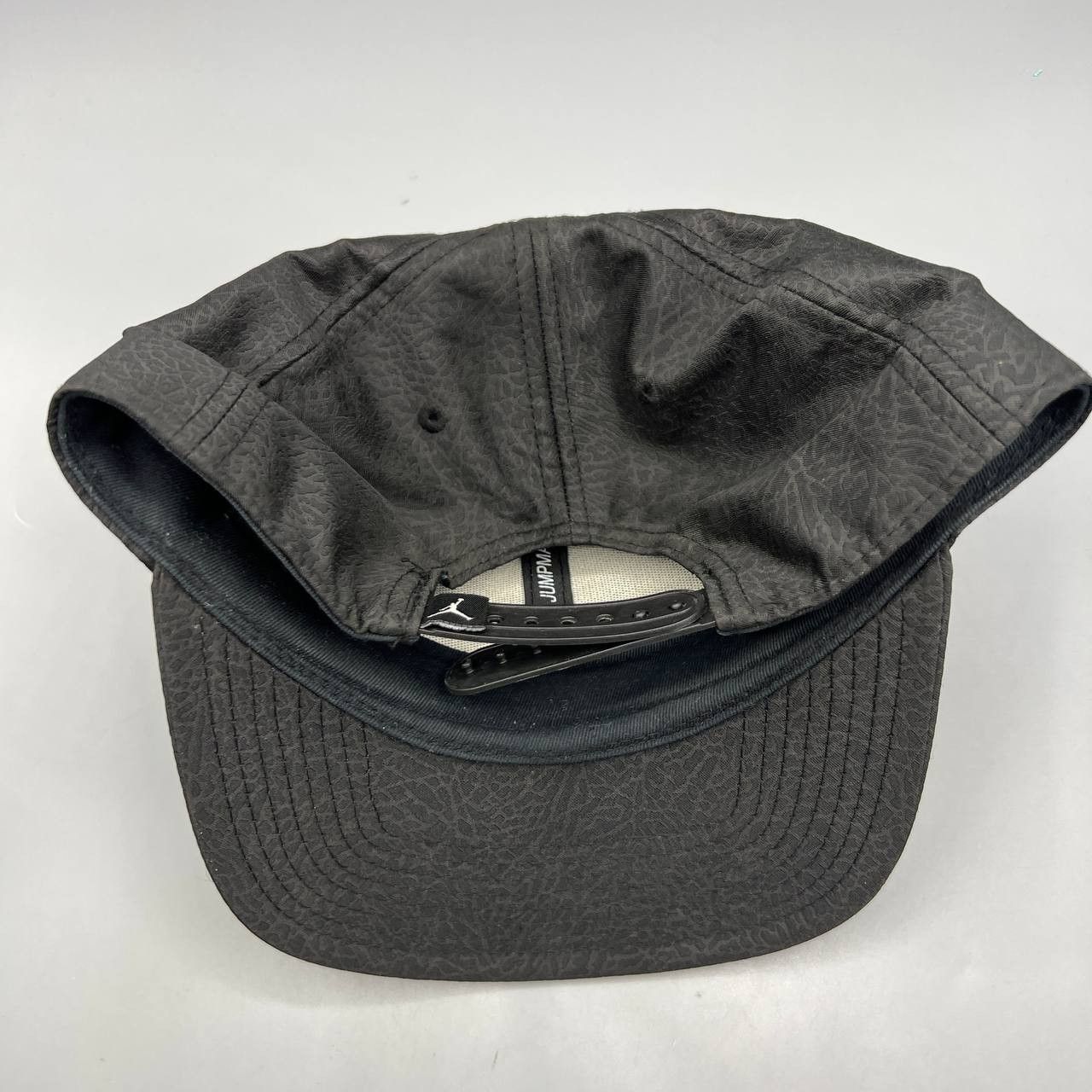 Jordan Brand Air Jordan 23 Hat Men Cement Elephant Jumpman Snap Back Cap Size ONE SIZE - 7 Thumbnail