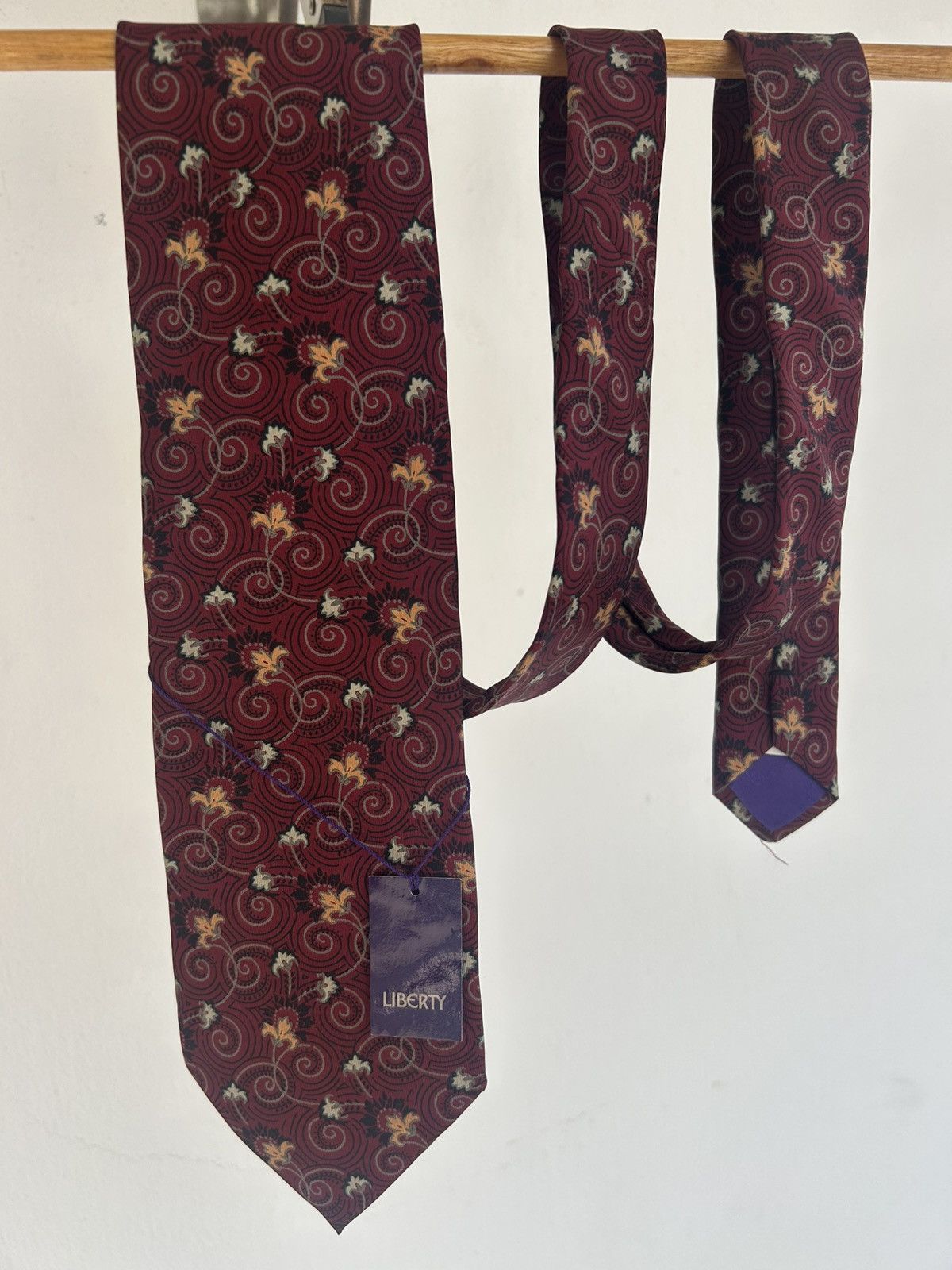 Liberty Liberty Vintage Tie Floral Marroon Size ONE SIZE - 1 Thumbnail