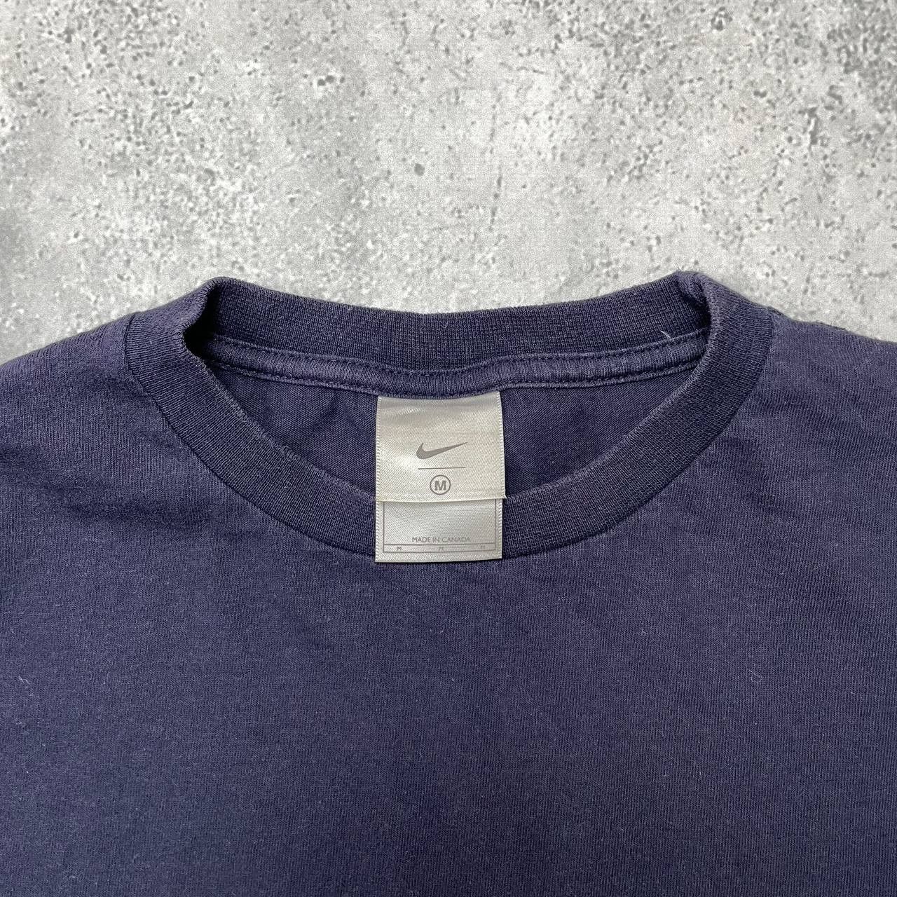 Vintage Vintage 2000s Nike Small Swoosh Logo Blank T Shirt Faded M Size US M / EU 48-50 / 2 - 6 Thumbnail