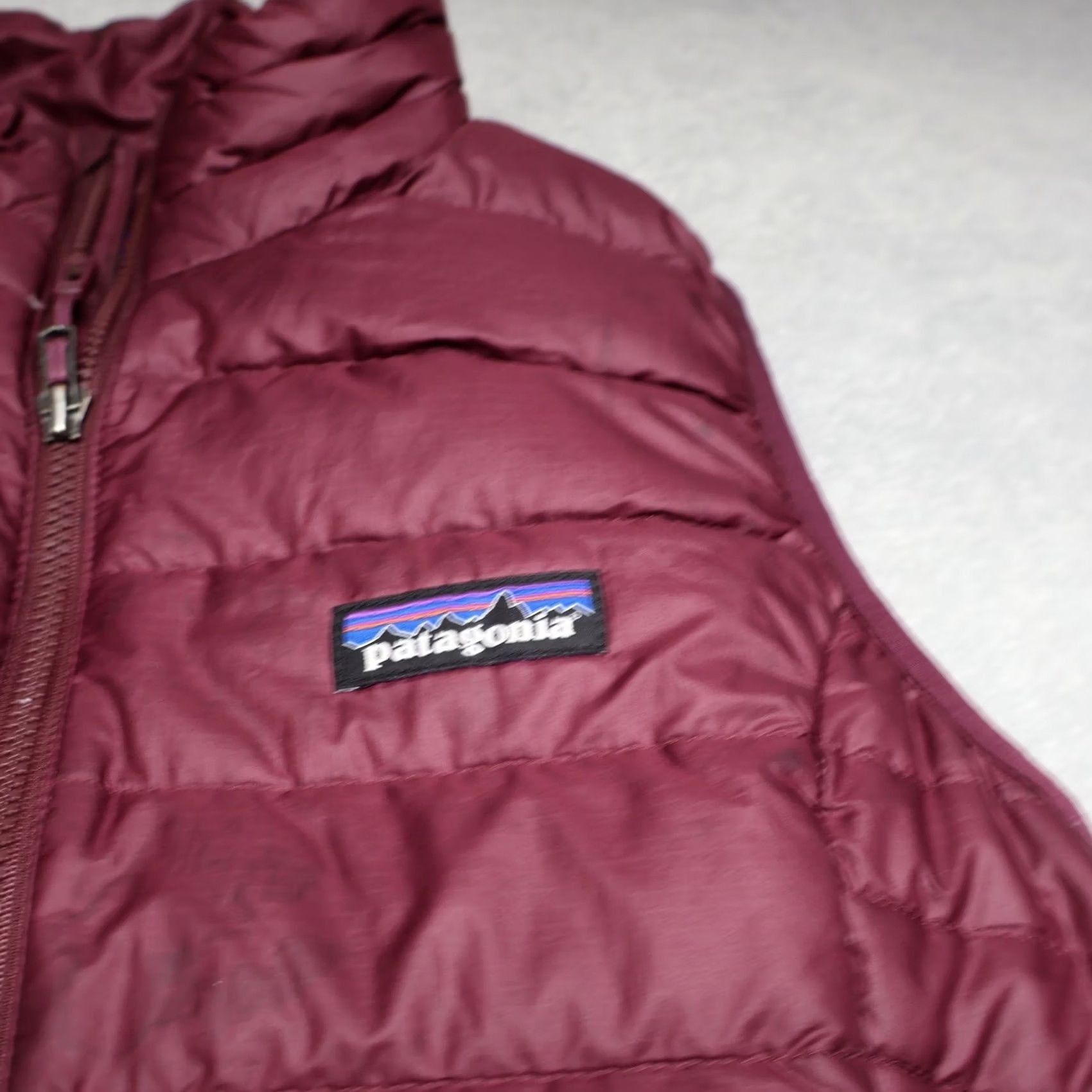 Patagonia Patagonia Vest Womens XS Red Down Quilted Puffer Sleeveless Zip Vest Light Insulated Outdoor Casual Travel Size XS / US 0-2 / IT 36-38 - 5 Thumbnail