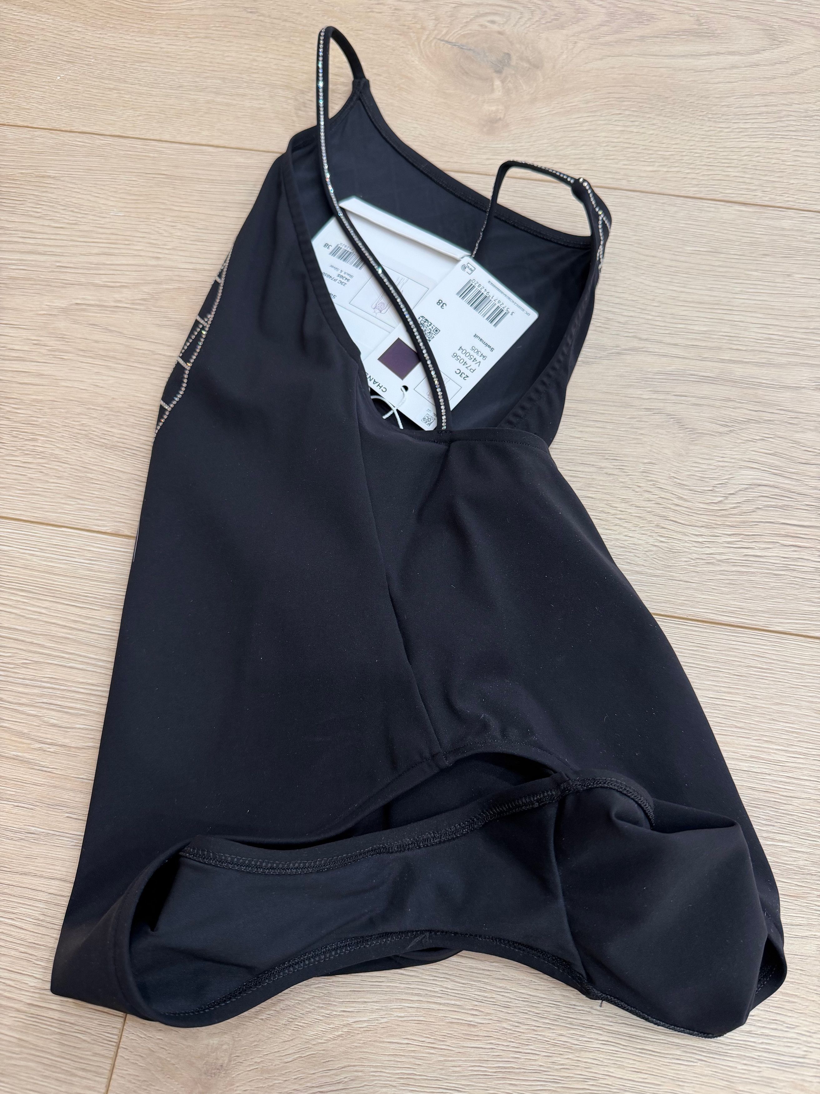 Chanel 23C Silver Crystal CC Logo One Piece Swimsuit Bathingsuit 38 Size XS / US 0-2 / IT 36-38 - 15 Thumbnail