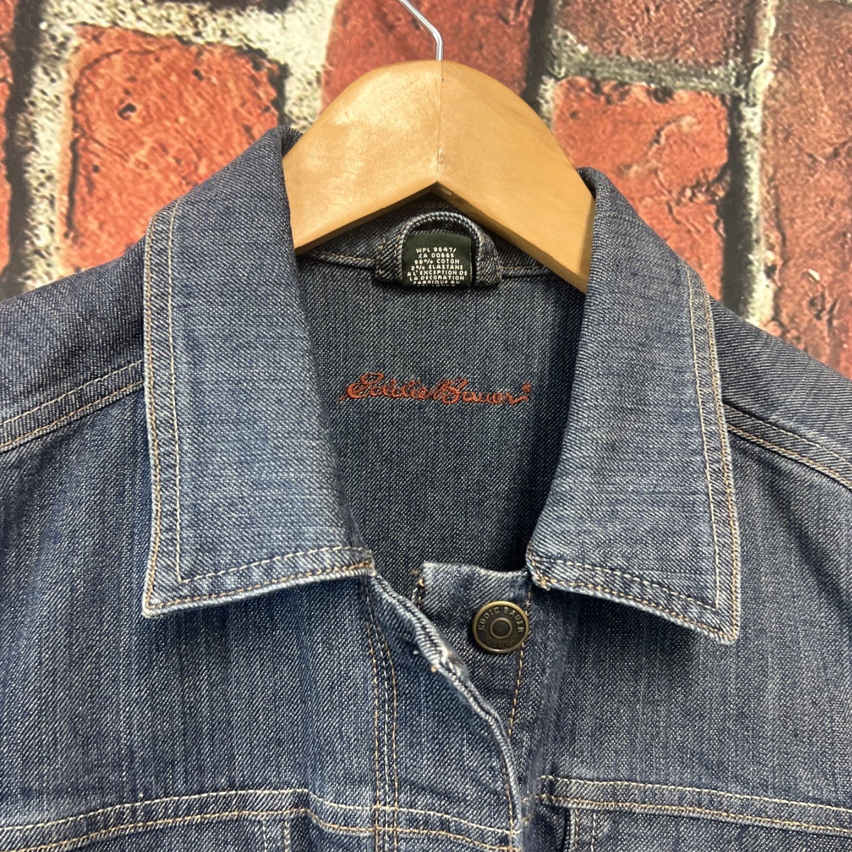 Eddie Bauer Eddie Bauer Jacket Women Denim Trucker Blue Button Short Sleeve Collared Pockets 90s Vintage Basic Size M / US 6-8 / IT 42-44 - 2 Thumbnail