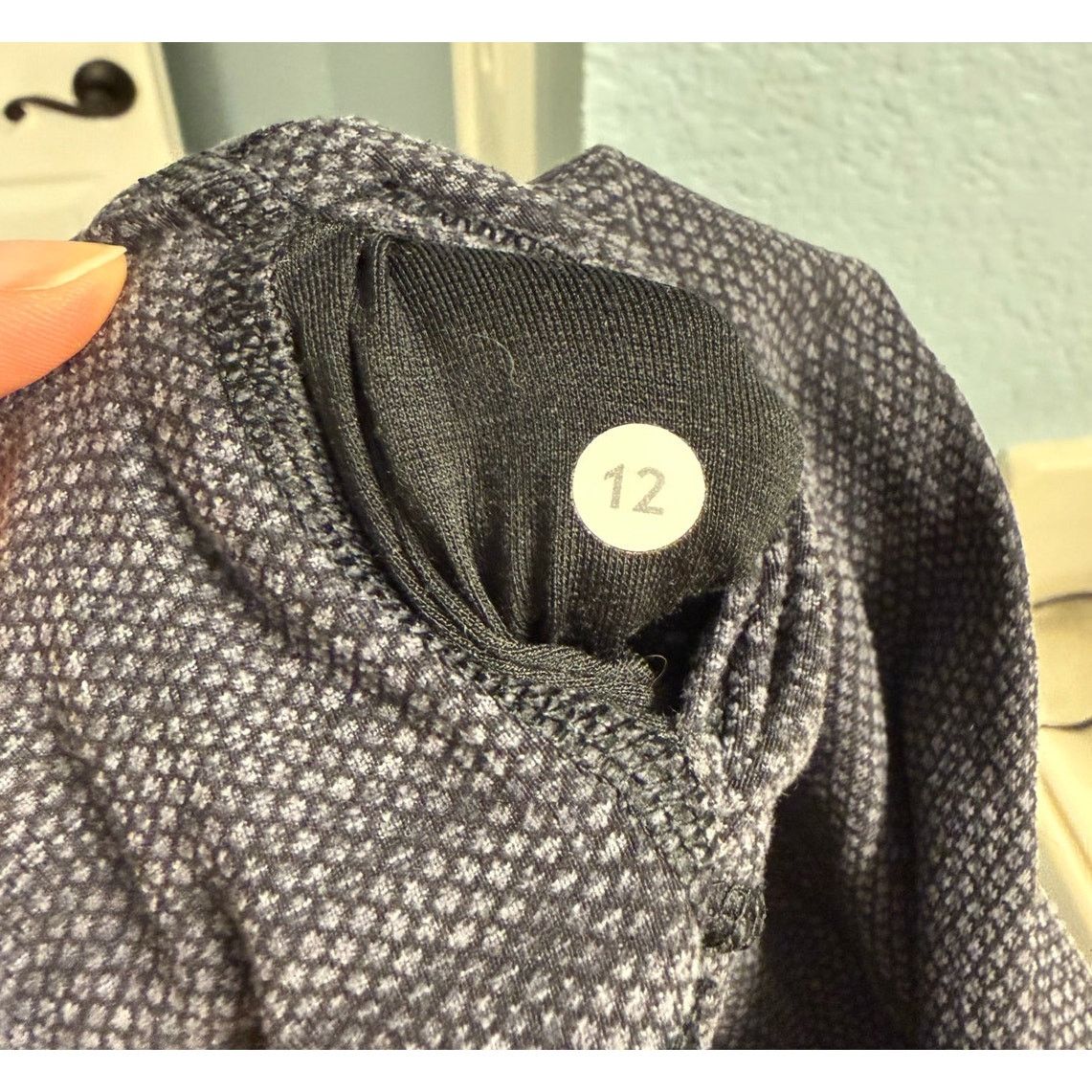 Lululemon Lululemon Wunder Under Cropped Leggings - Gently Used Size 34" / US 12 / IT 48 - 6 Thumbnail