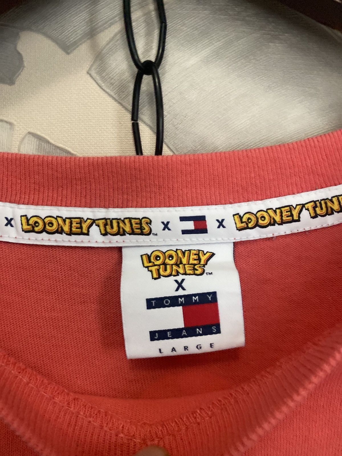 Tommy Hilfiger tommy hilfiger X looney tunes tee vintage Size US L / EU 52-54 / 3 - 5 Thumbnail
