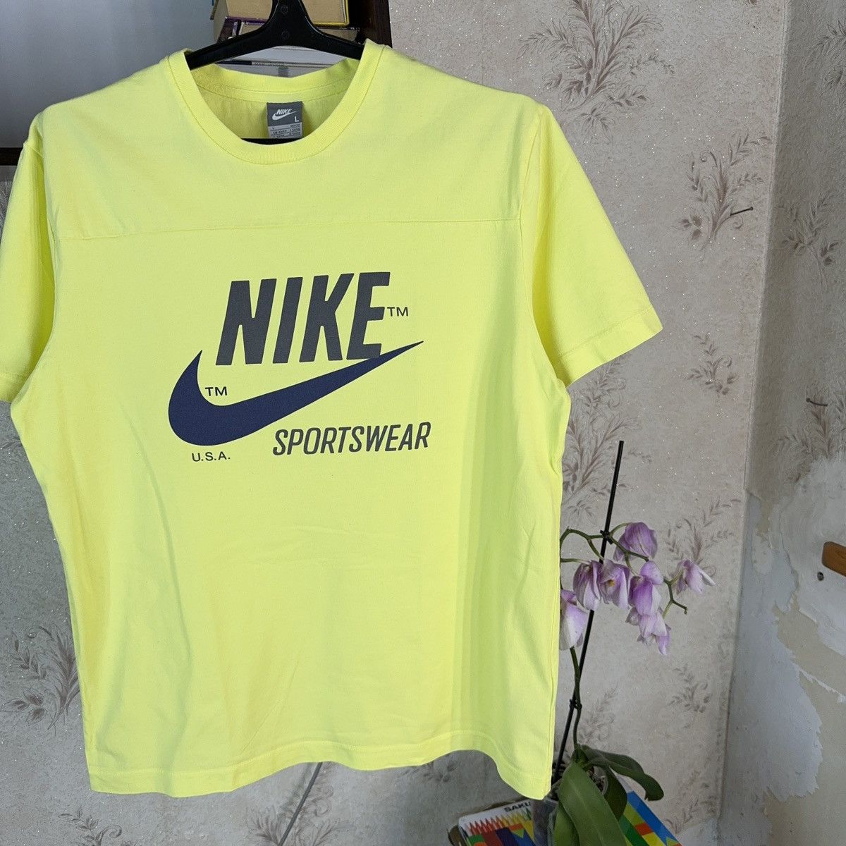 Nike × Vintage Vintage Nike T shirt Sportswear Acid Yellow Streetwear Sz L Size US L / EU 52-54 / 3 - 5 Thumbnail