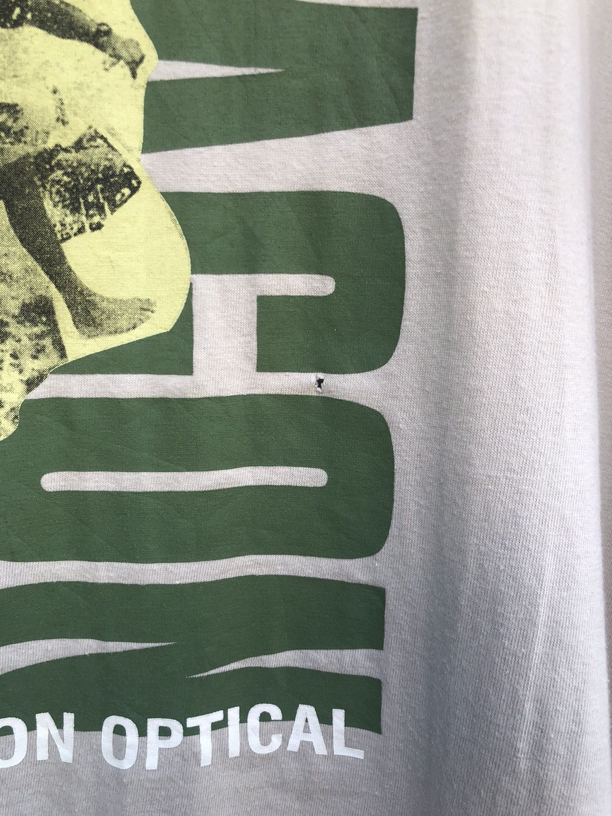 Vintage Vintage Dragon Skateboards Tshirt Surfing Size US L / EU 52-54 / 3 - 6 Thumbnail