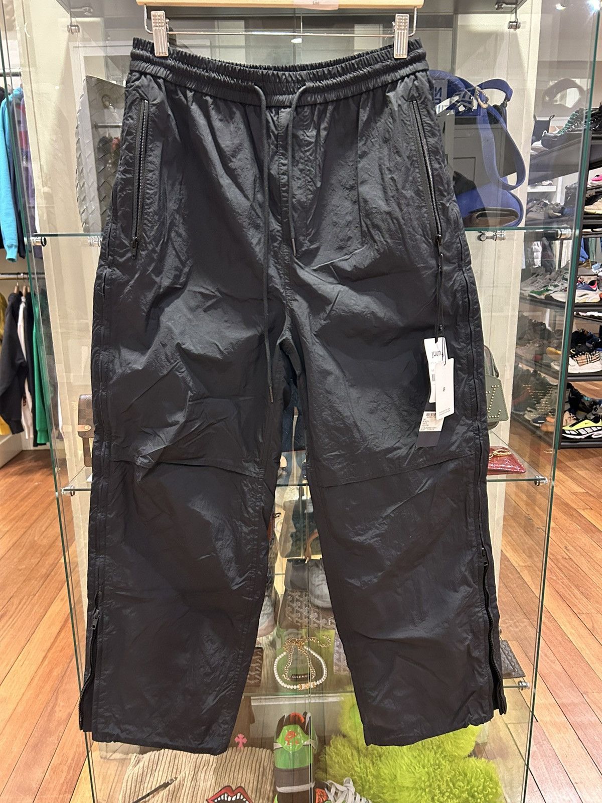 Juun.J Juun.J Nylon Zip Sweatpants - Black Size US 30 / EU 46 - 1 Thumbnail